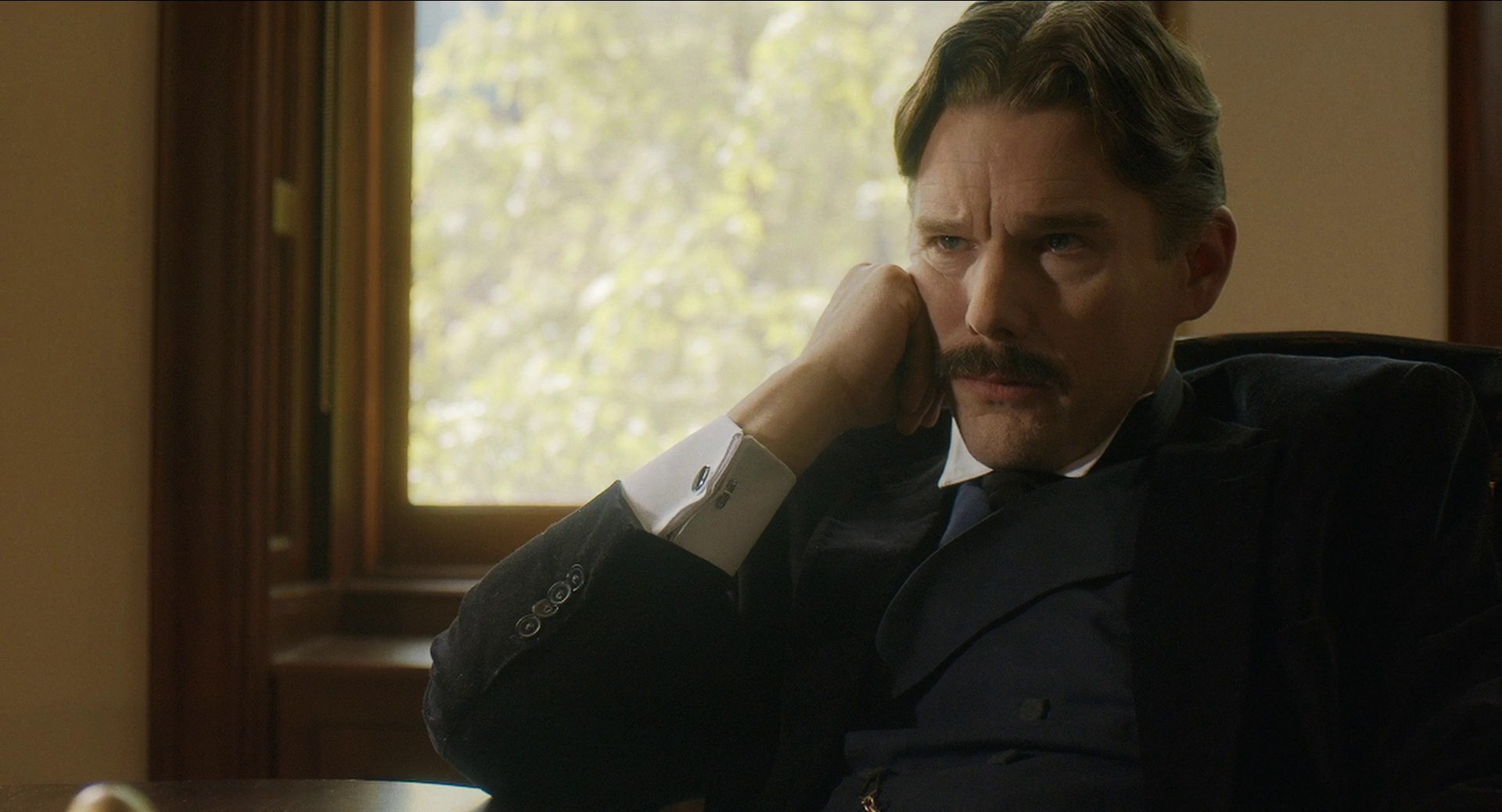 Tesla (2020) —  shot,  lighting