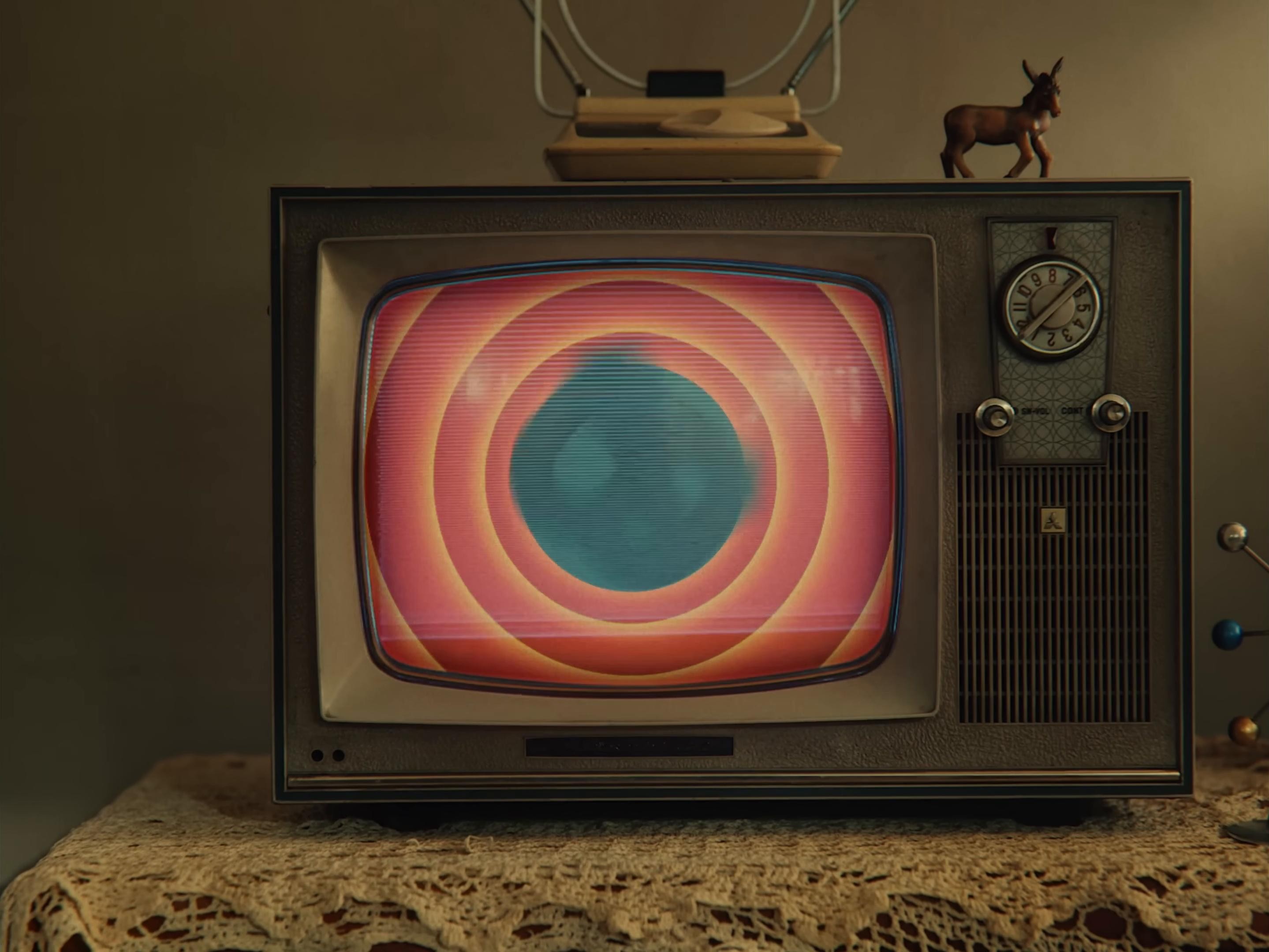 I Want You Back (2025) —  shot,  lighting