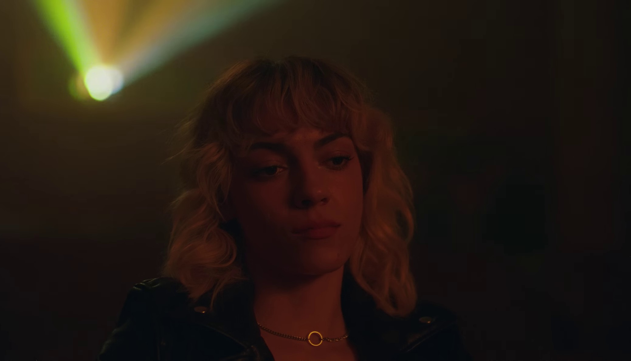 Curimo po asfaltu (2022) —  shot,  lighting