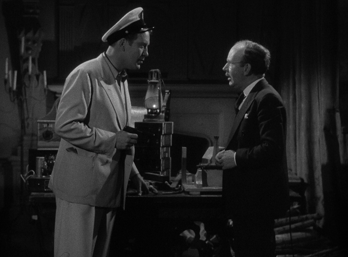 Horror Island (1941) —  shot,  lighting