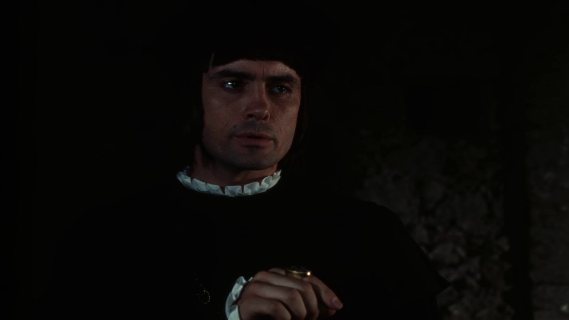 The Pit and the Pendulum (1991) —  shot,  lighting