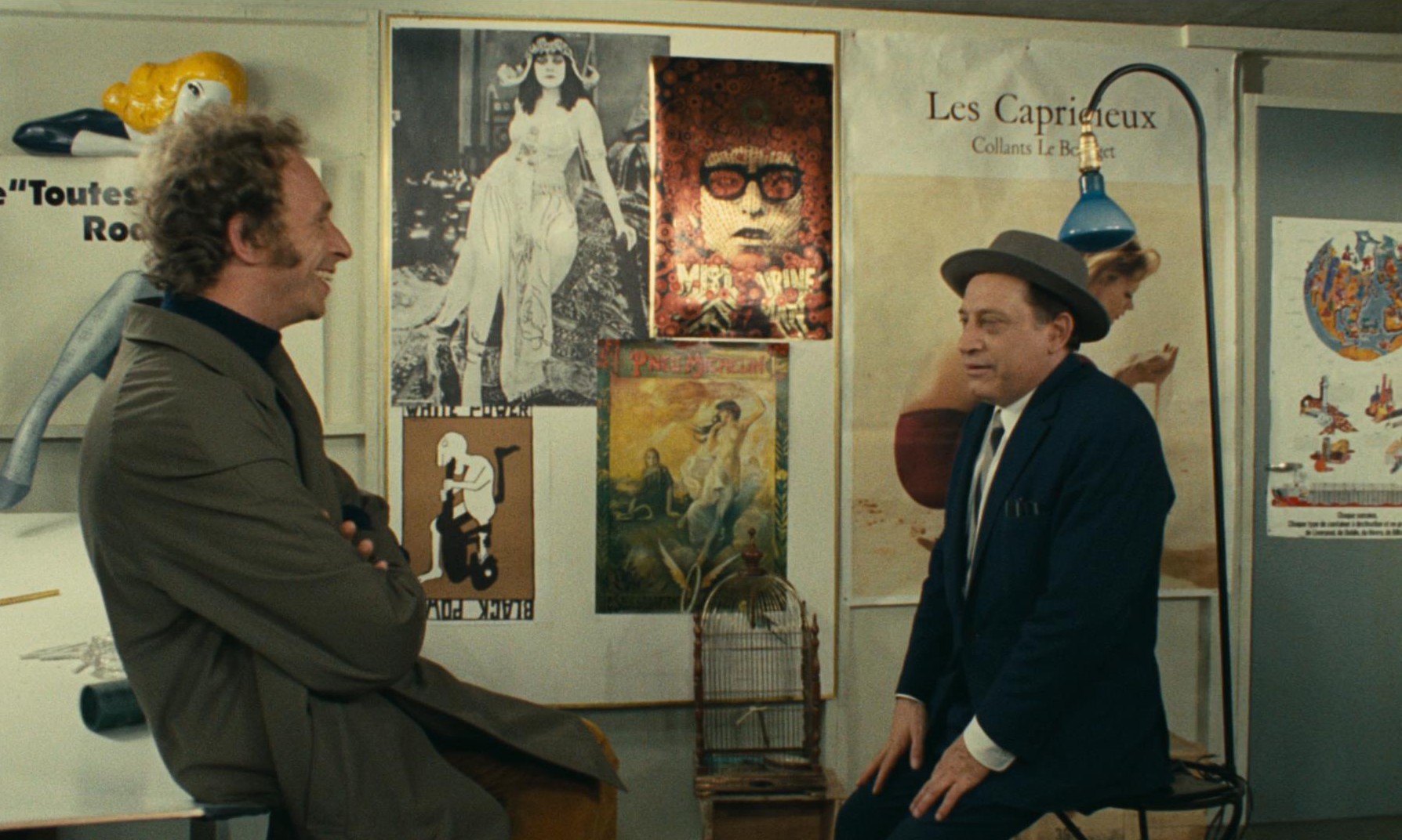 Distracted (1970) —  shot,  lighting