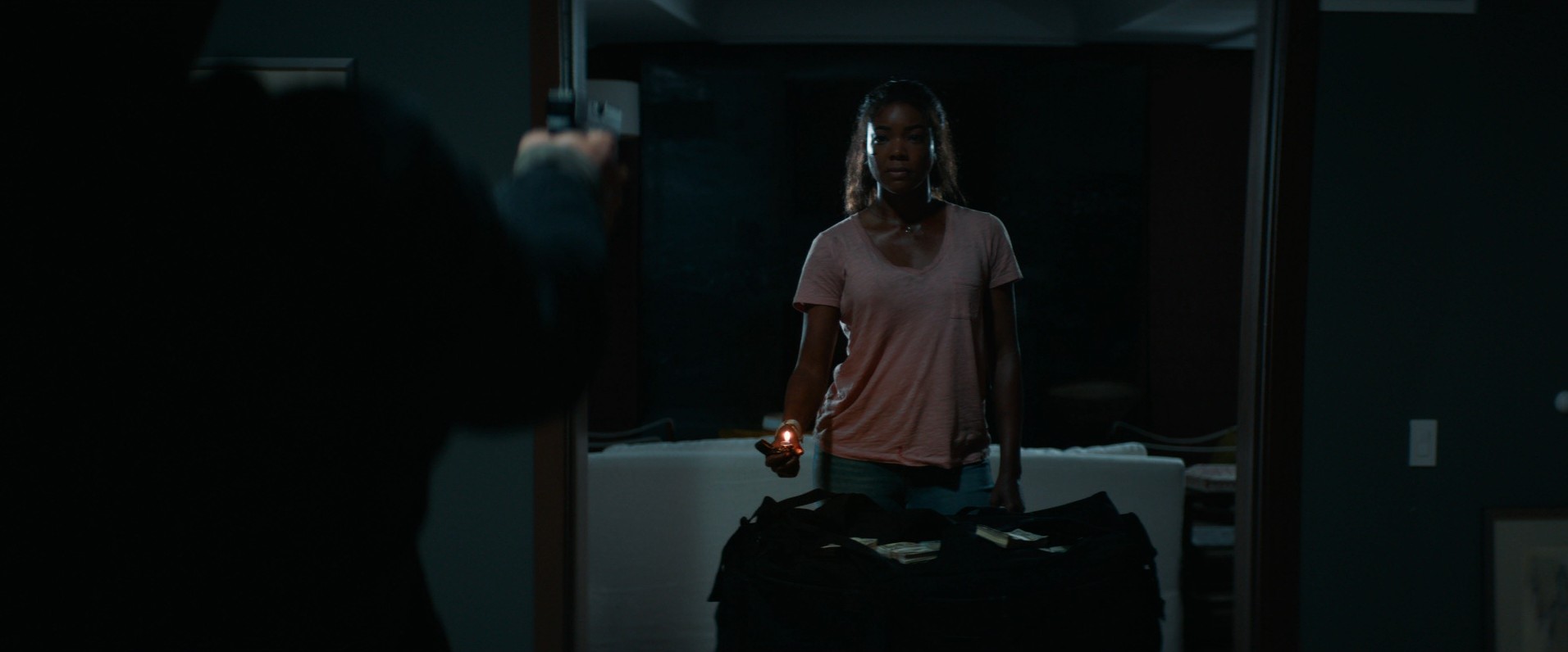 Breaking In (2018) —  shot,  lighting