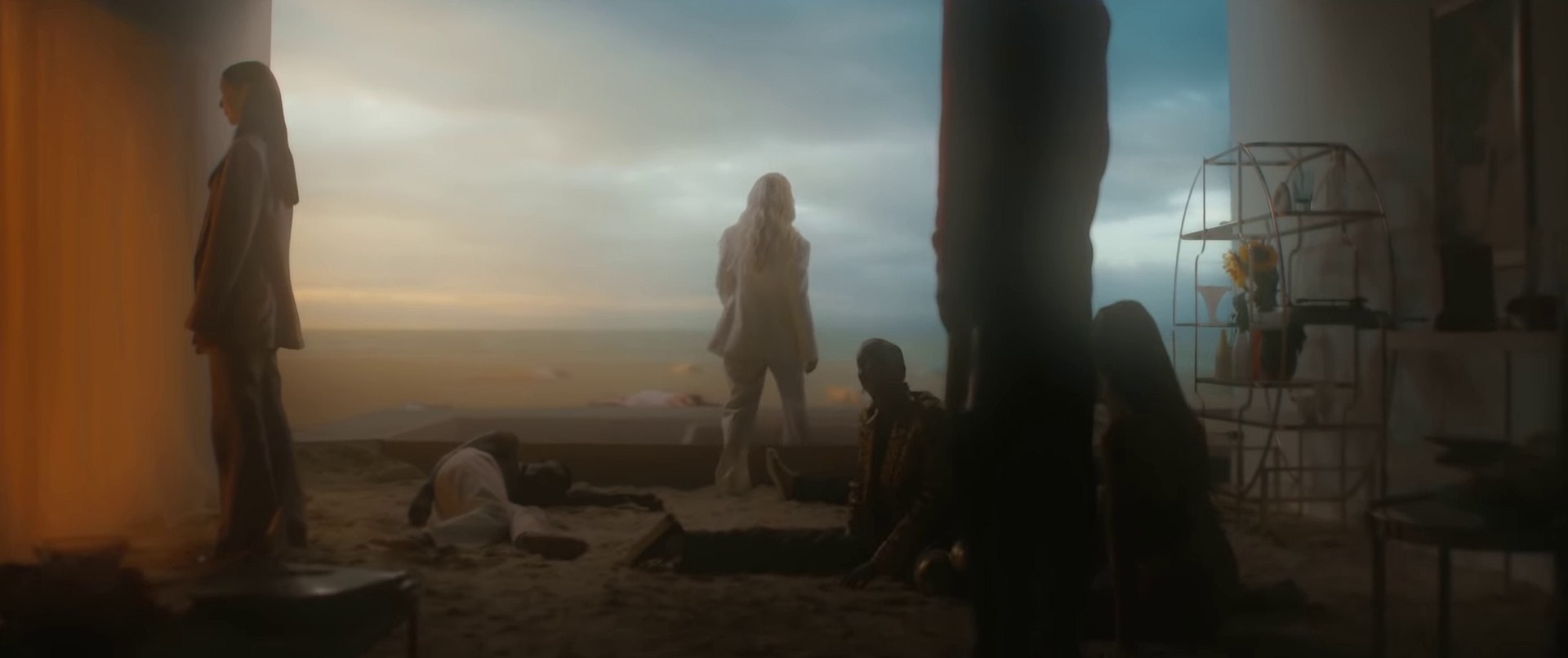 Californian Soil (2020) —  shot,  lighting