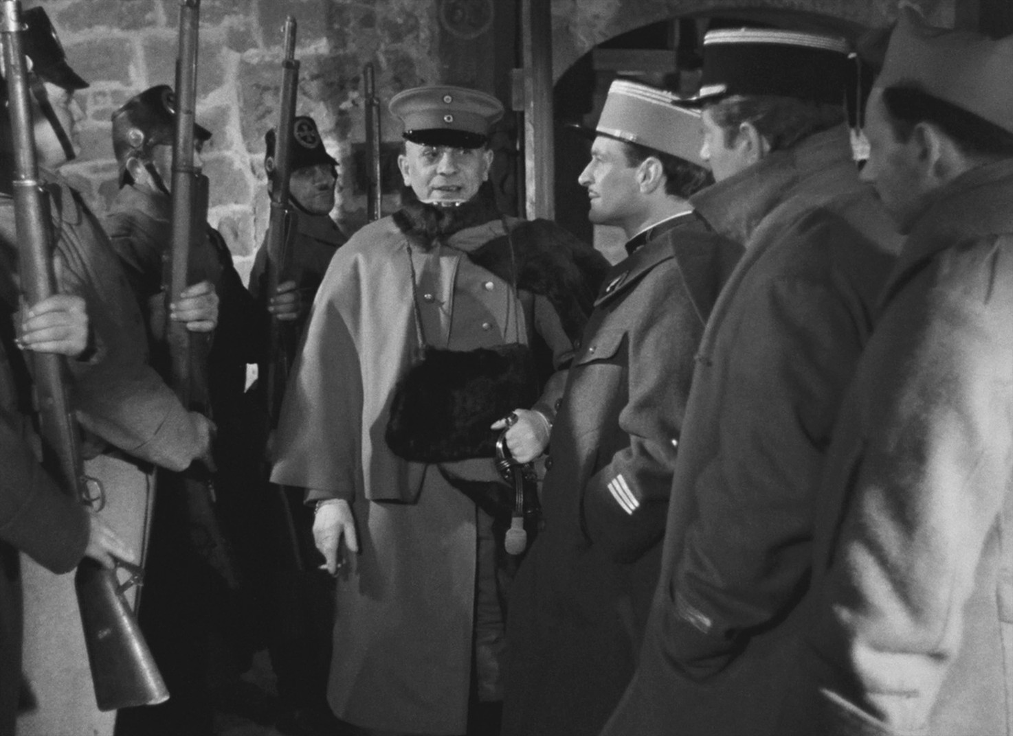 La Grande Illusion (1937) —  shot,  lighting