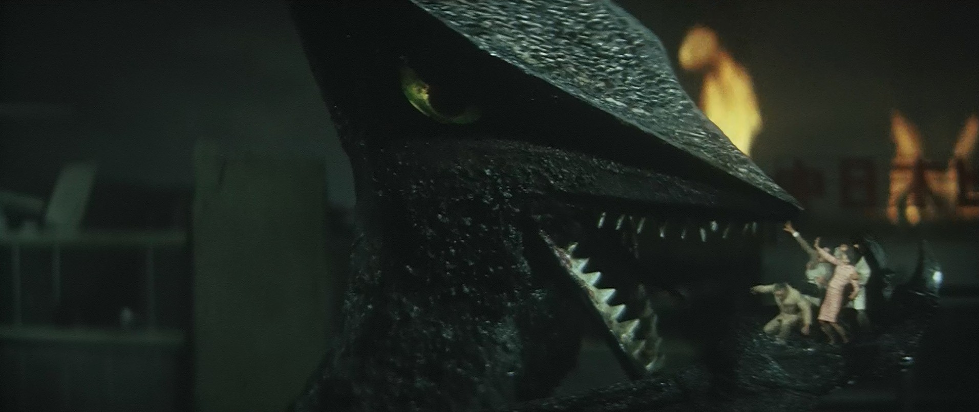 Daikaijû kûchûsen: Gamera tai Gyaosu (1967) —  shot,  lighting