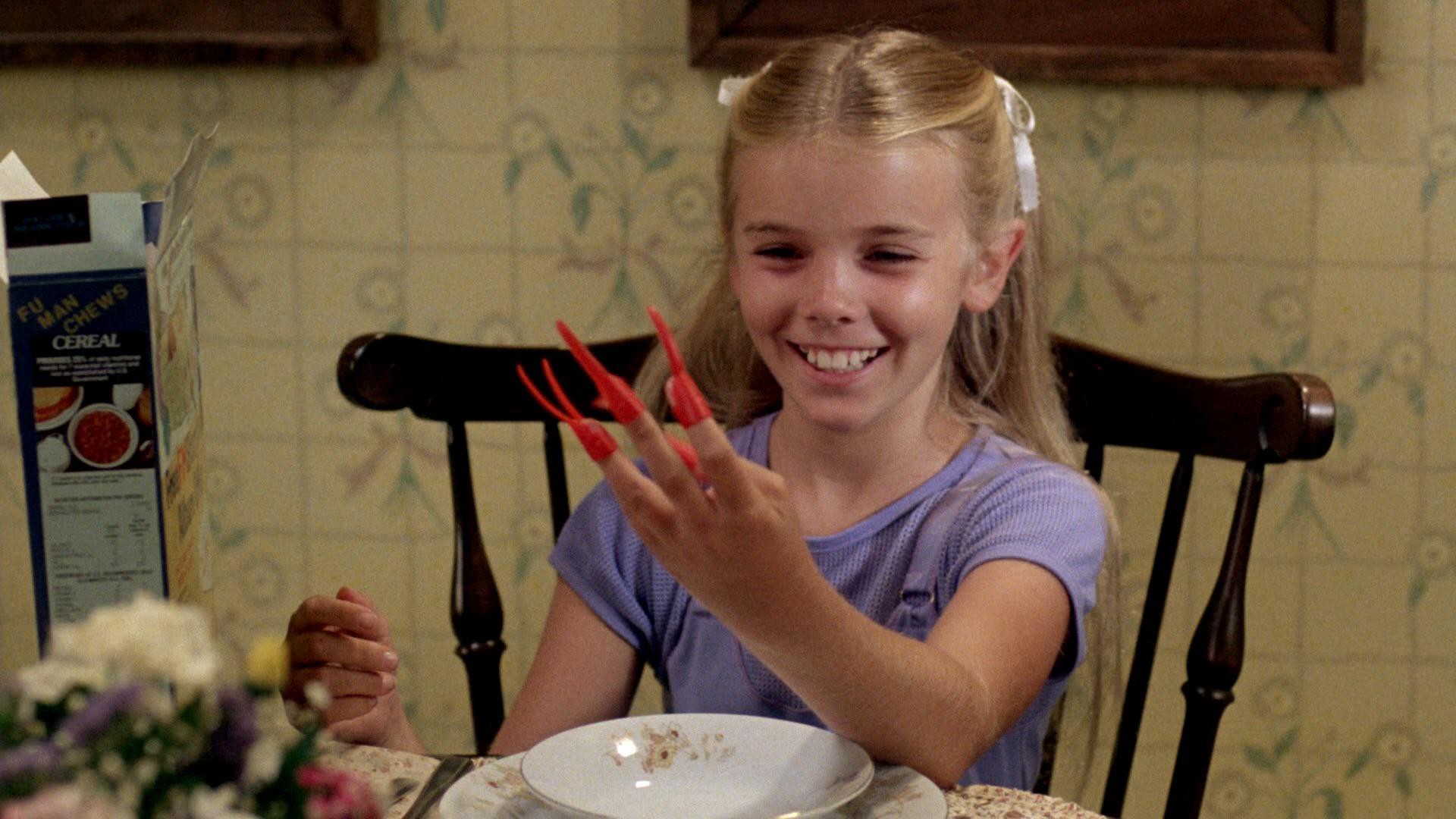 A Nightmare on Elm Street 2: Freddy's Revenge (1985) —  shot,  lighting