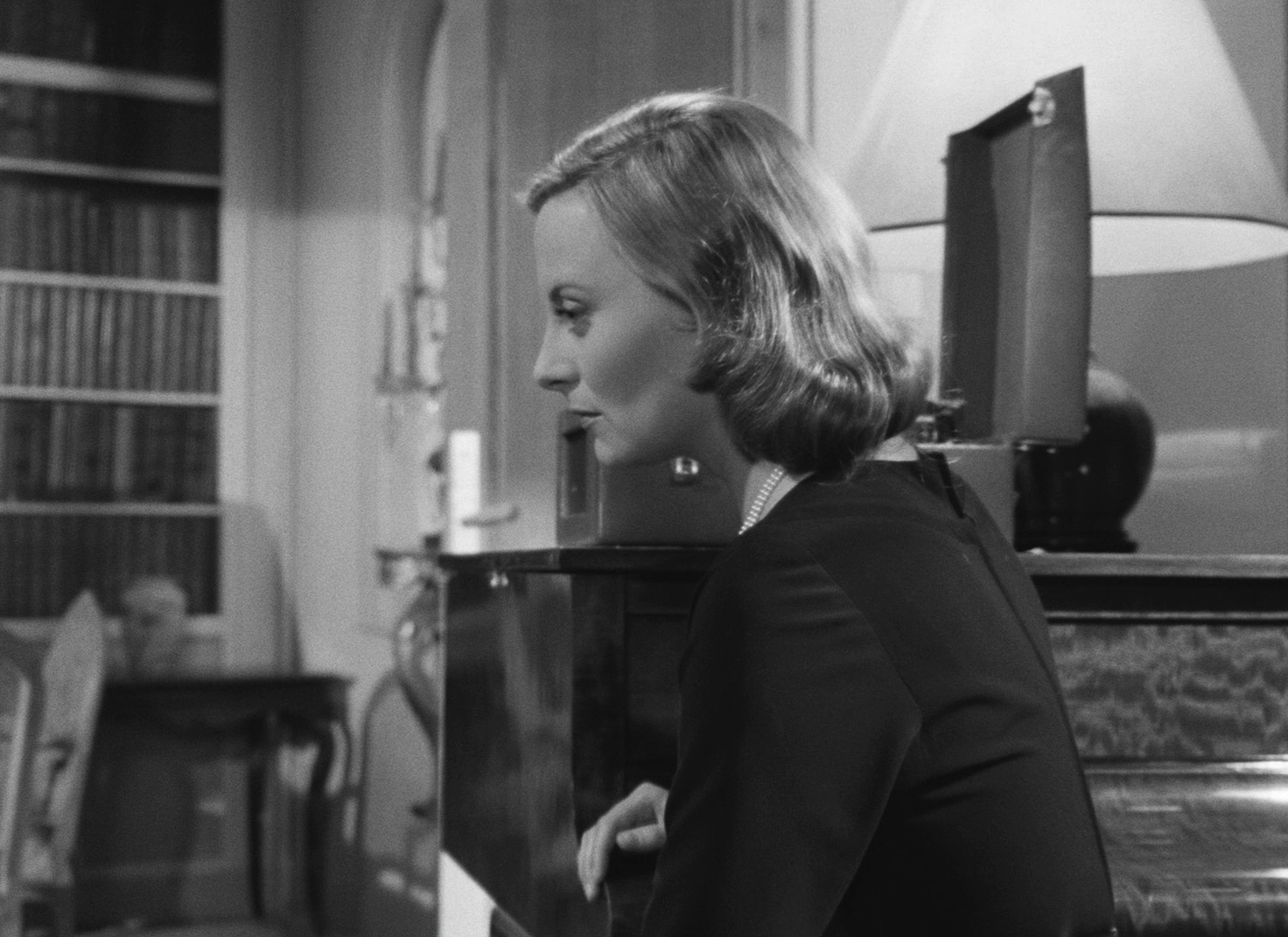 The Moment of Truth (1952) —  shot,  lighting