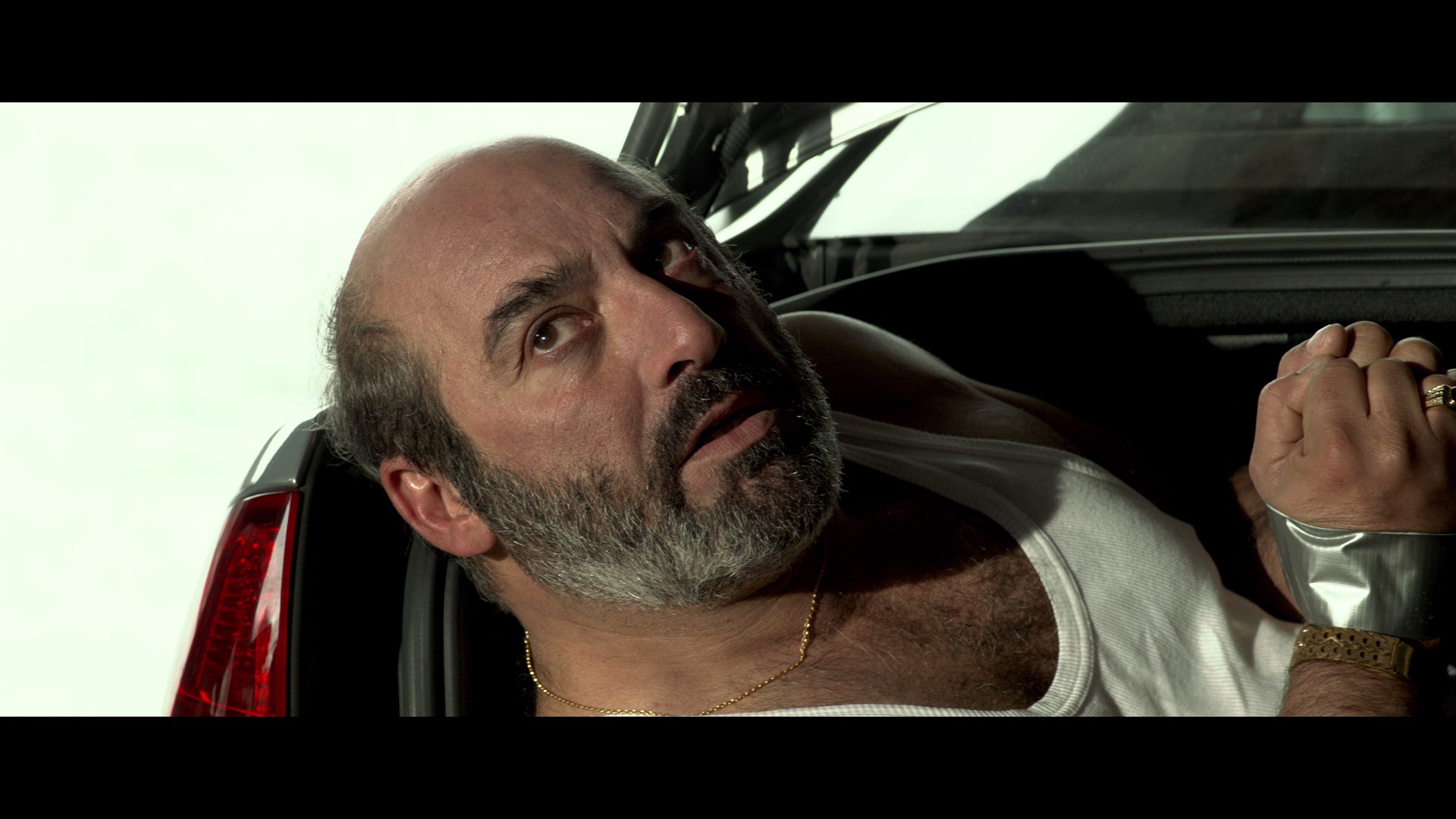 3 Days to Kill (2014) —  shot,  lighting