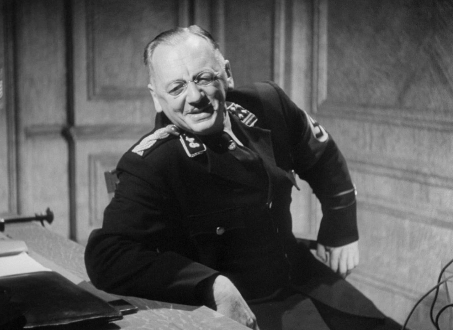 Hangmen Also Die! (1943) —  shot,  lighting