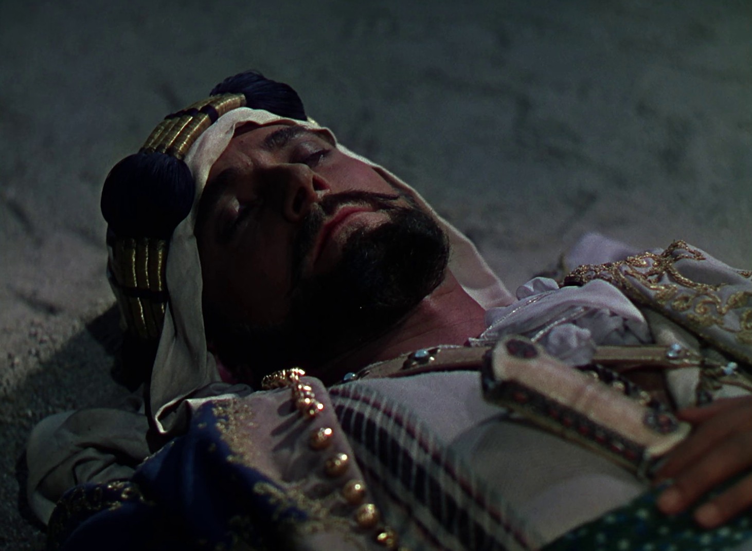 Arabian Nights (1942) —  shot,  lighting