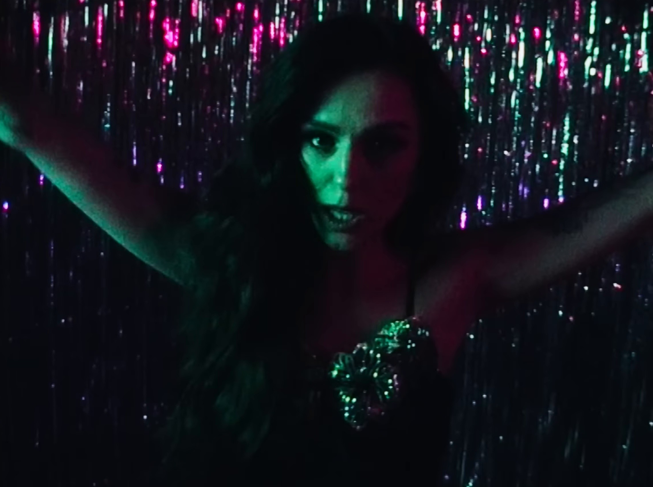 Green Light (2025) —  shot,  lighting