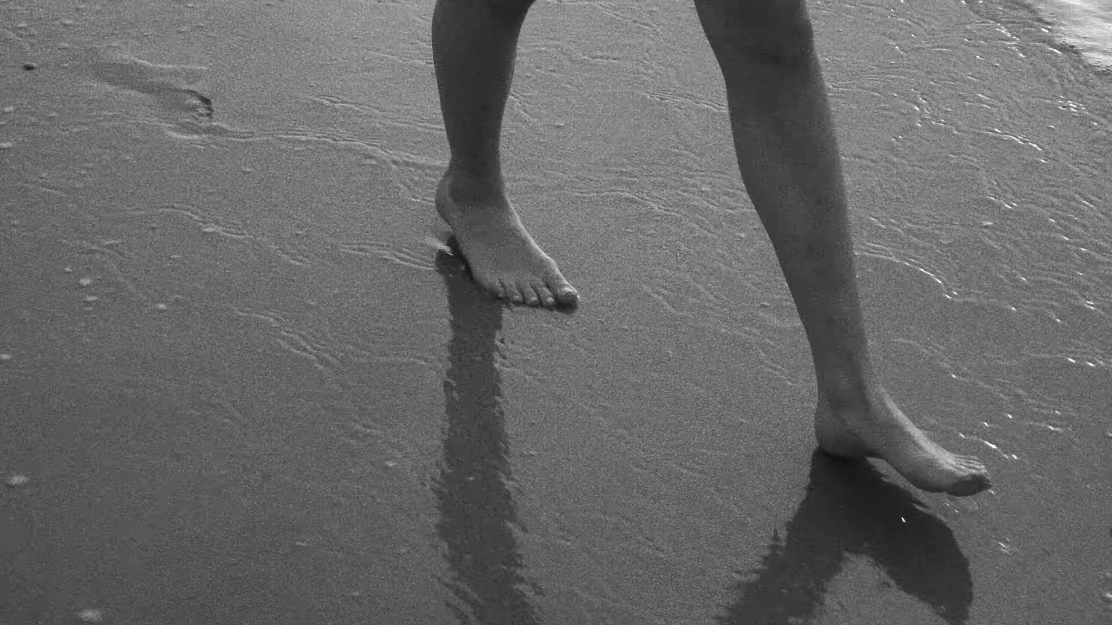 You are everywhere (2023) —  shot,  lighting