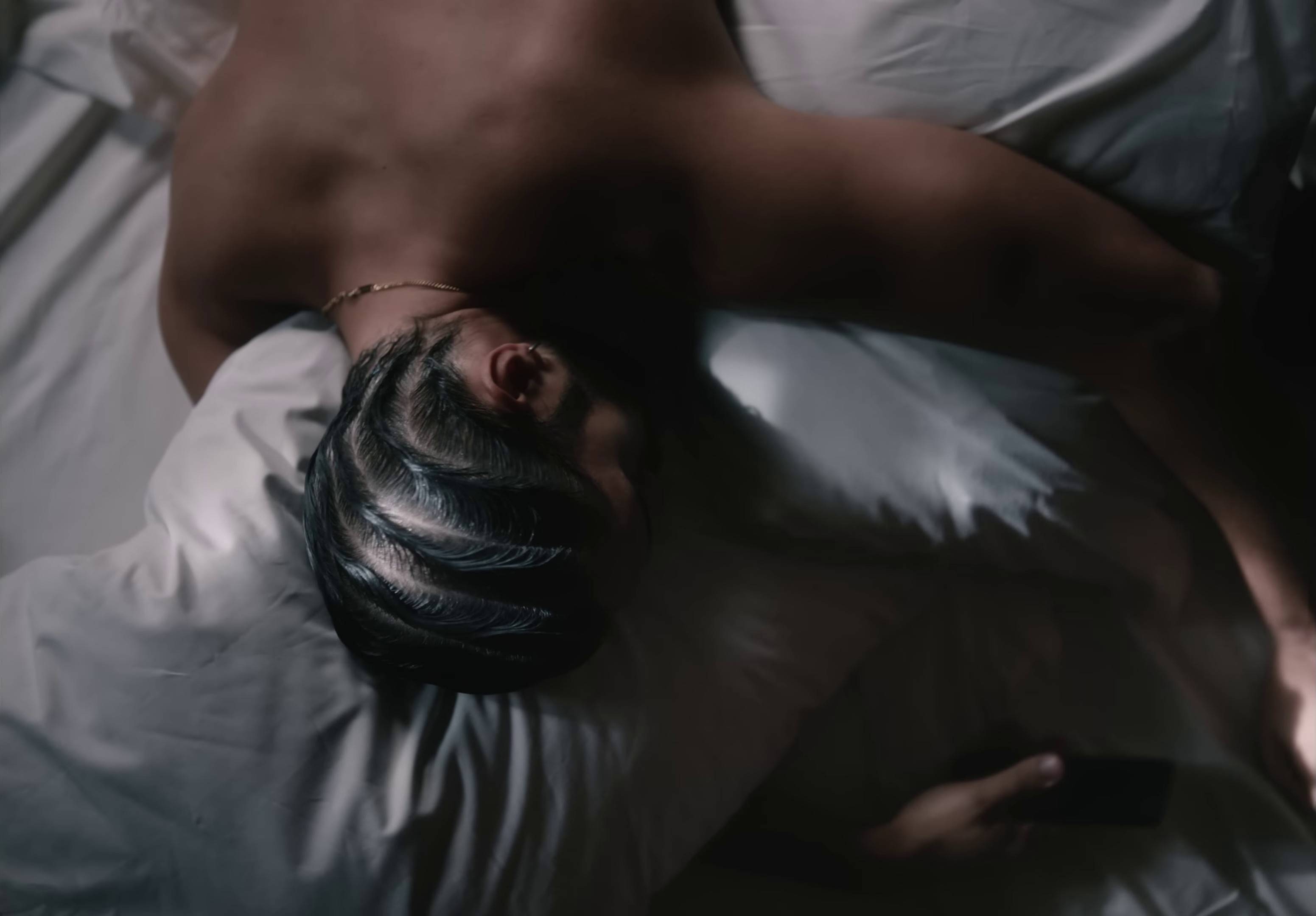 Cocktail d'Amore (2023) —  shot,  lighting