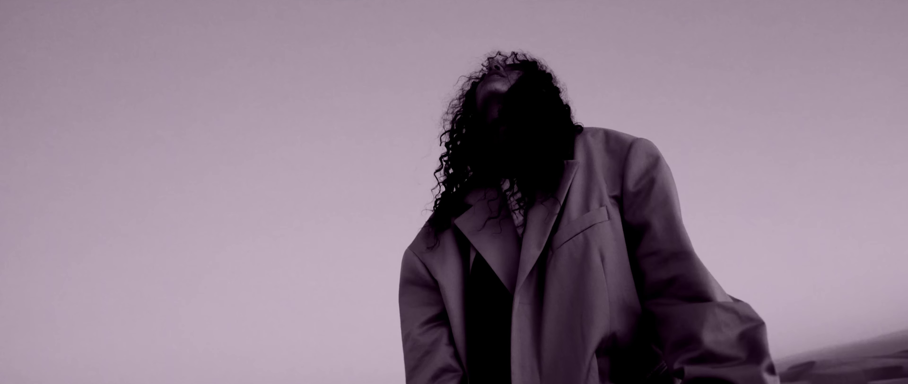 Purple walls (2022) —  shot,  lighting