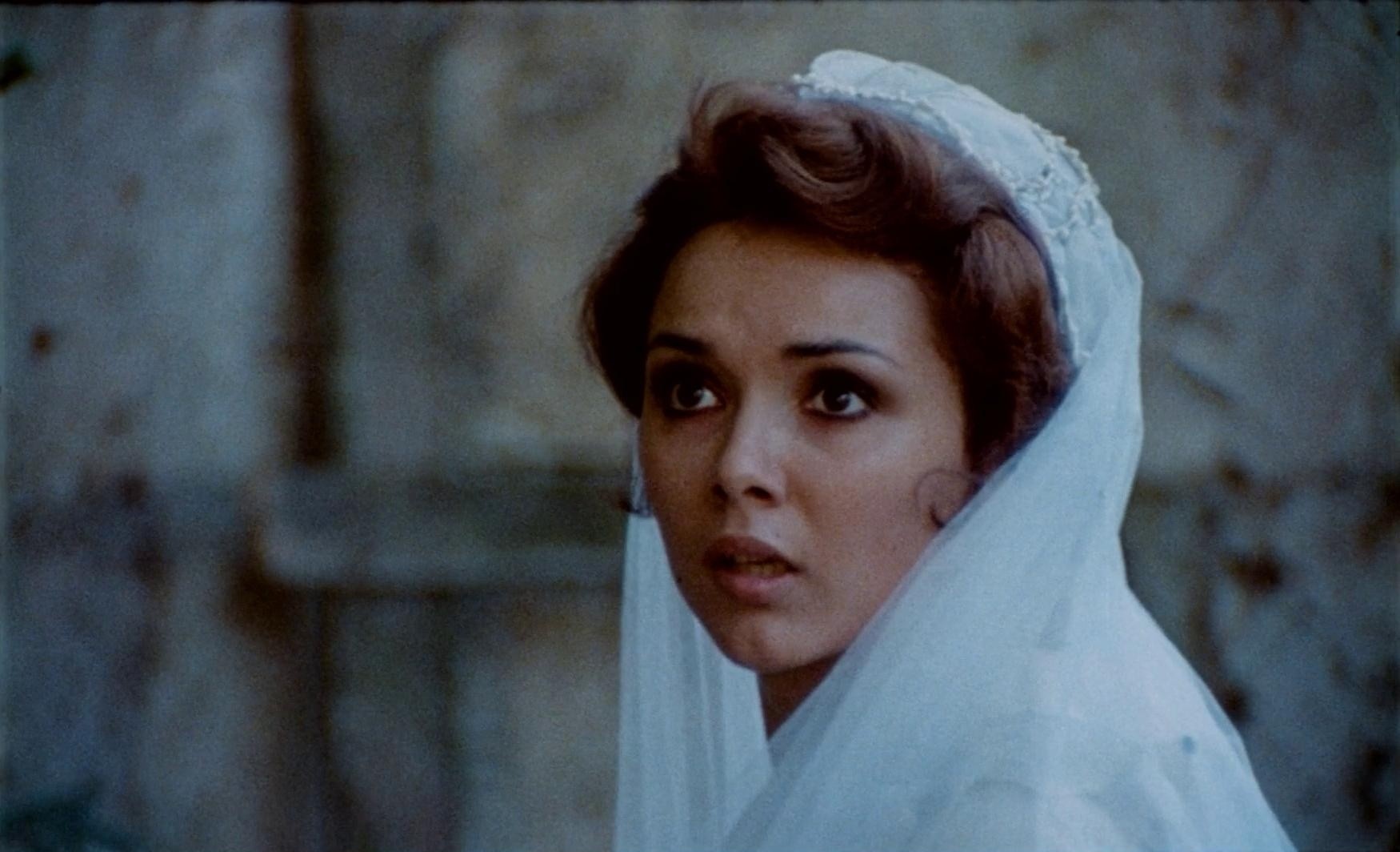 The Shiver of the Vampires (1971) —  shot,  lighting