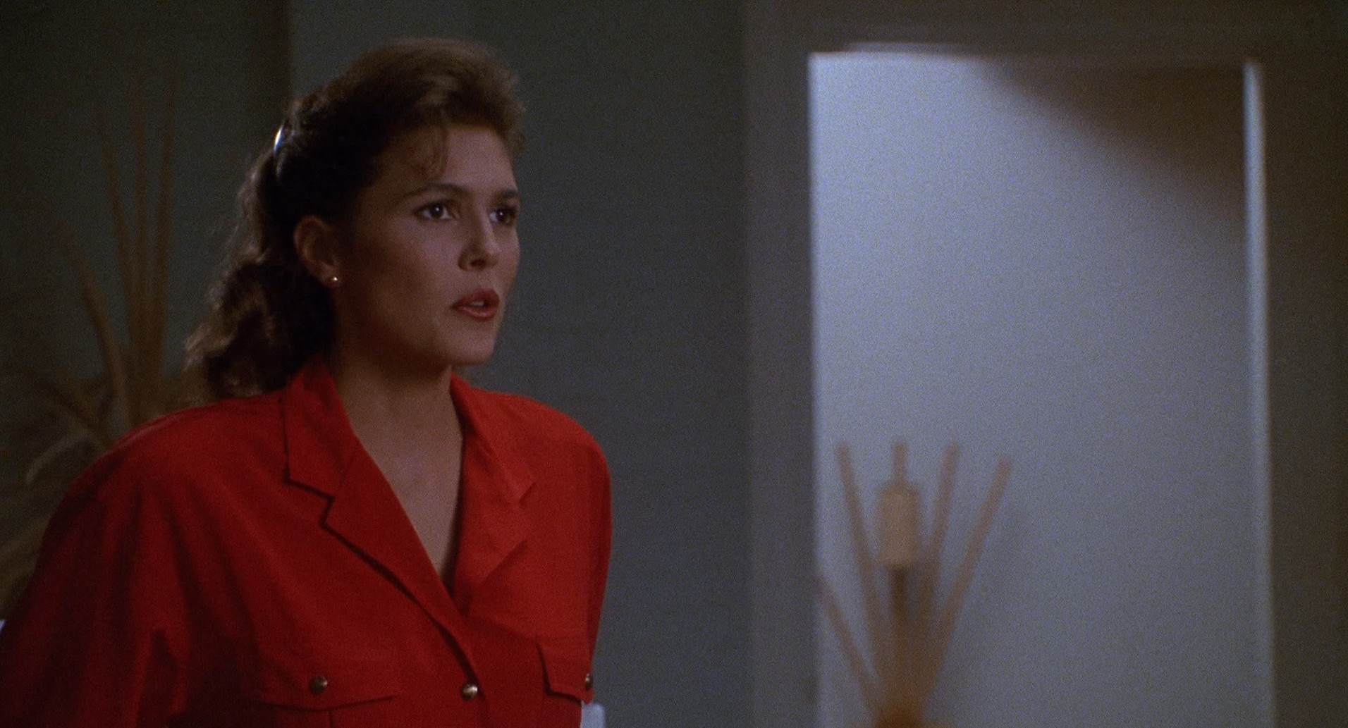 Teenage Mutant Ninja Turtles II: The Secret of the Ooze (1991) —  shot,  lighting