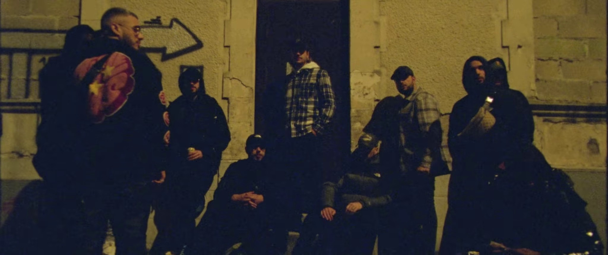 SZR 2001 (2022) —  shot,  lighting