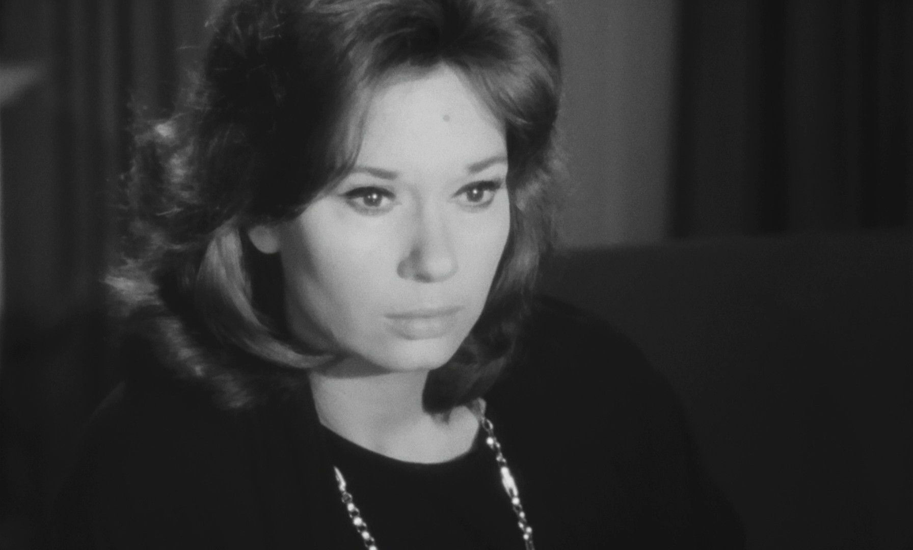 Le monte-charge (1962) —  shot,  lighting