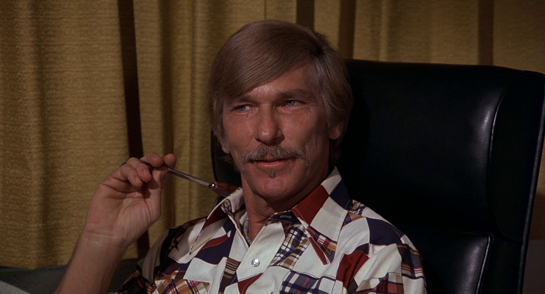 White Line Fever (1975) —  shot,  lighting