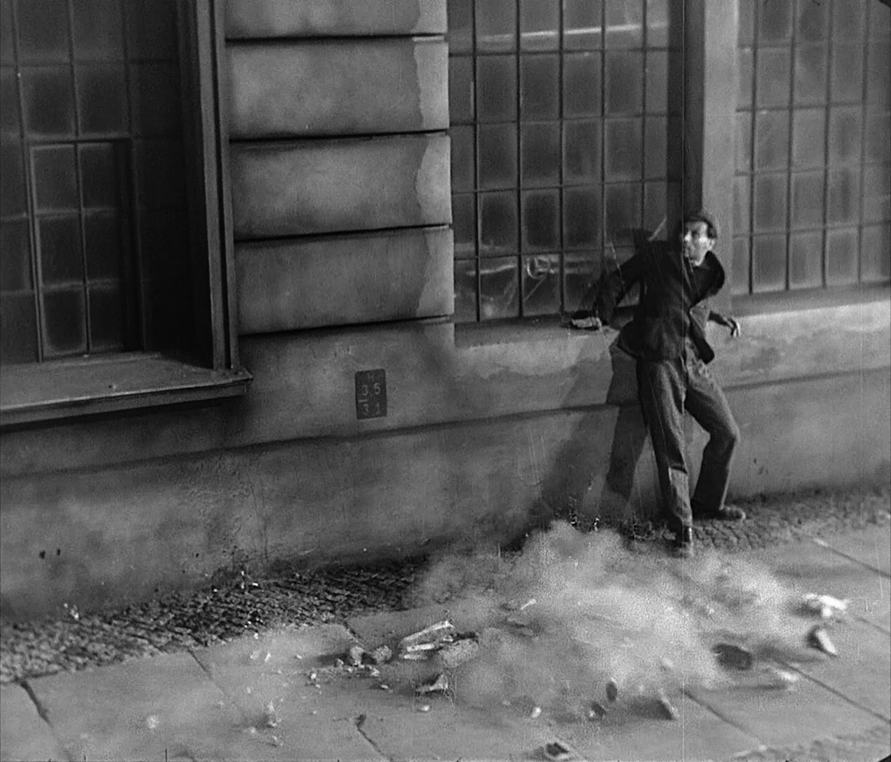 The Testament of Dr. Mabuse (1933) —  shot,  lighting