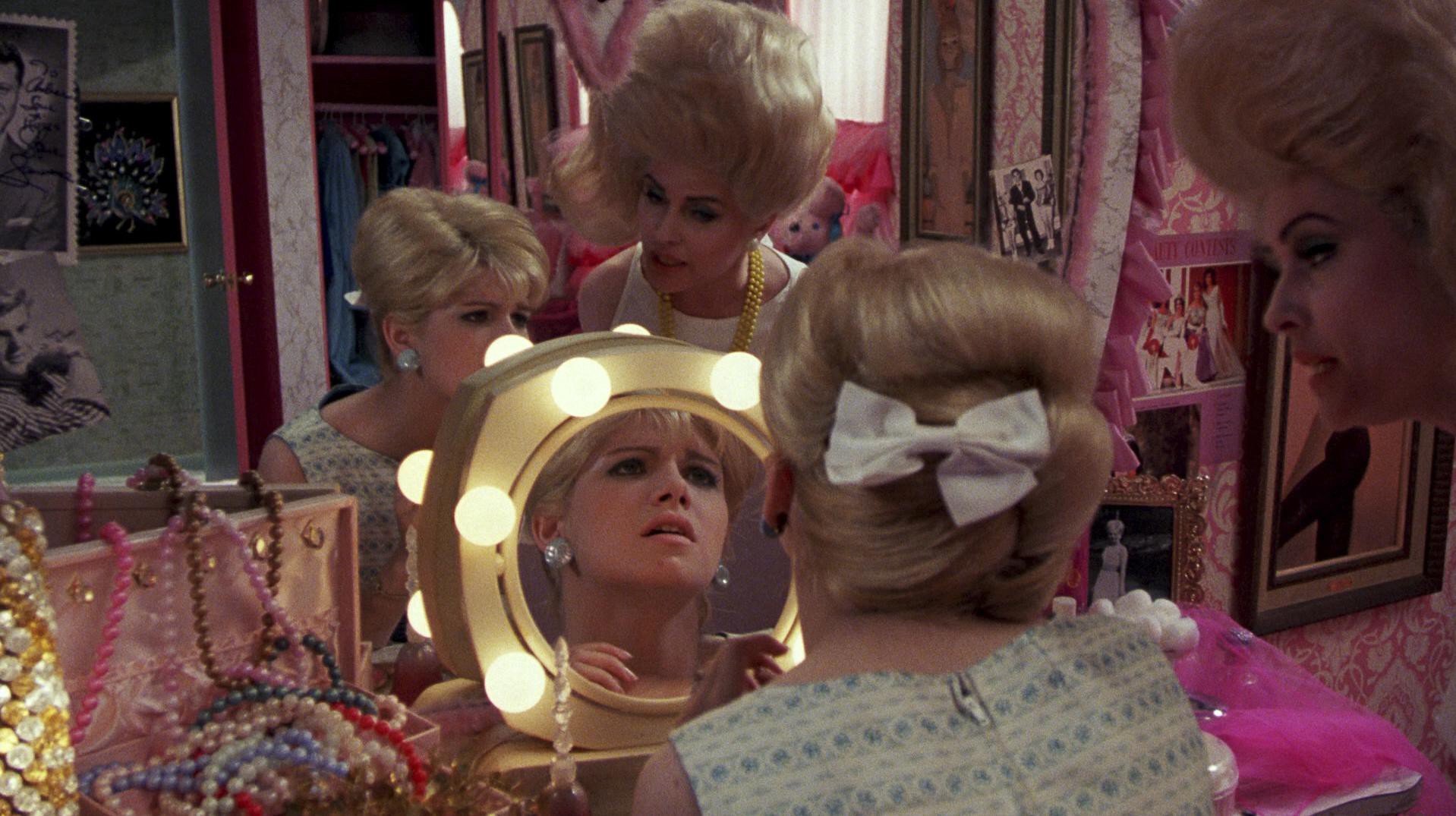 Hairspray (1988) —  shot,  lighting