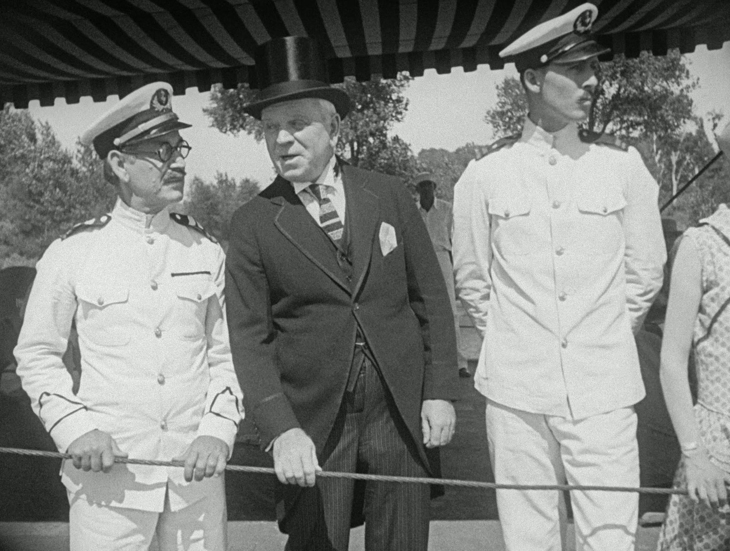 Steamboat Bill, Jr. (1928) —  shot,  lighting