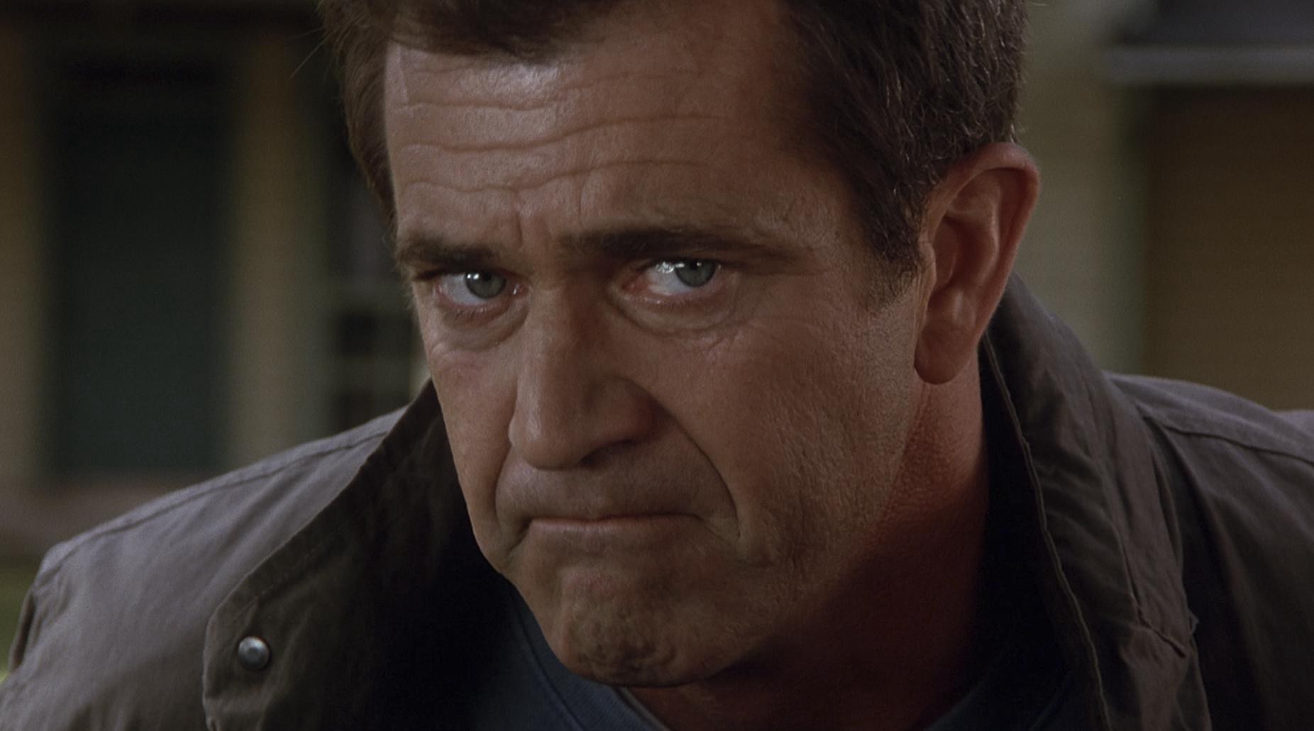 Signs (2002) —  shot,  lighting