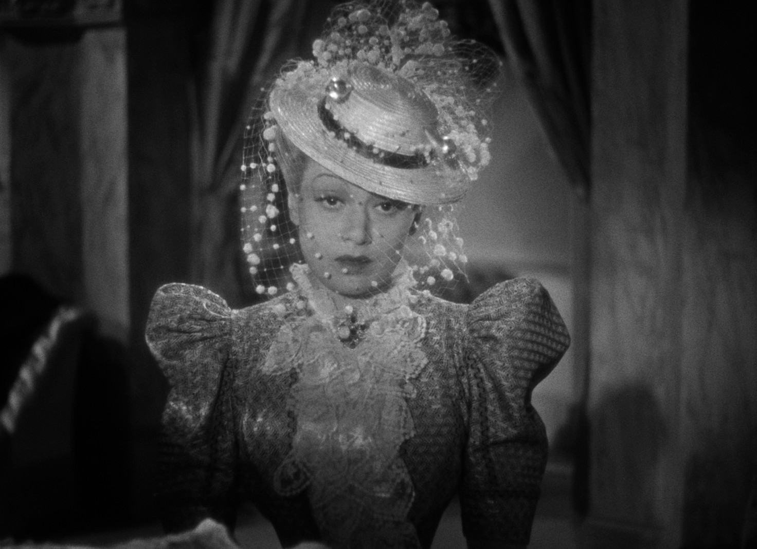 Sarajevo (1940) —  shot,  lighting