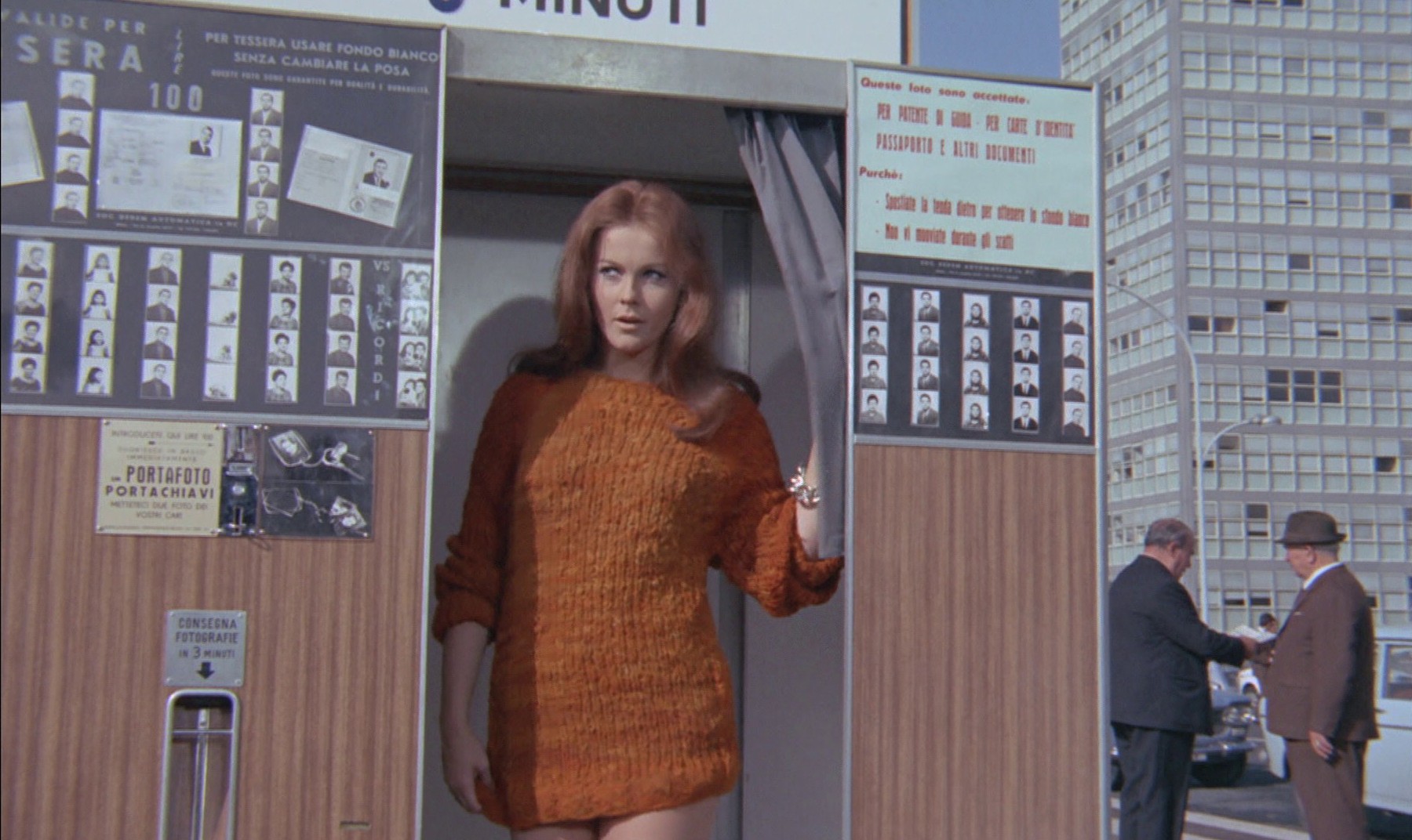 Mr. Kinky (1968) —  shot,  lighting