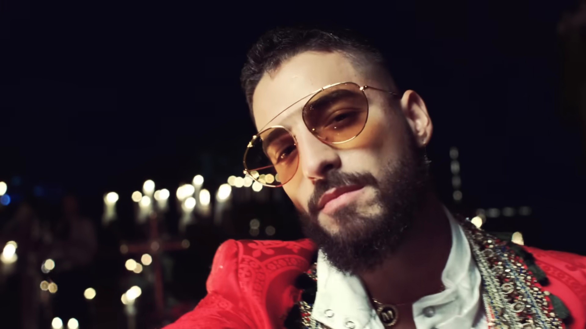 Medellín (2019) —  shot,  lighting