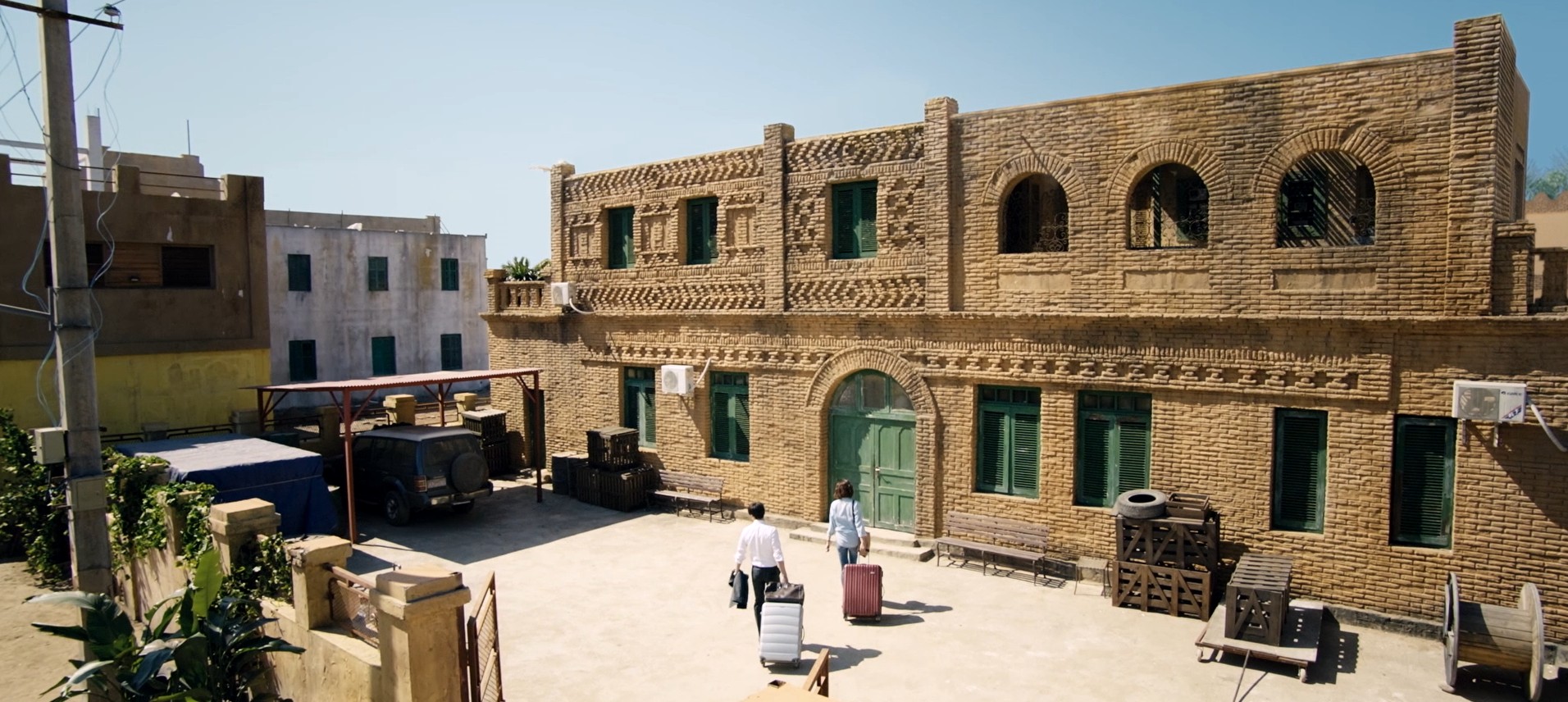 China Salesman (2017) —  shot,  lighting