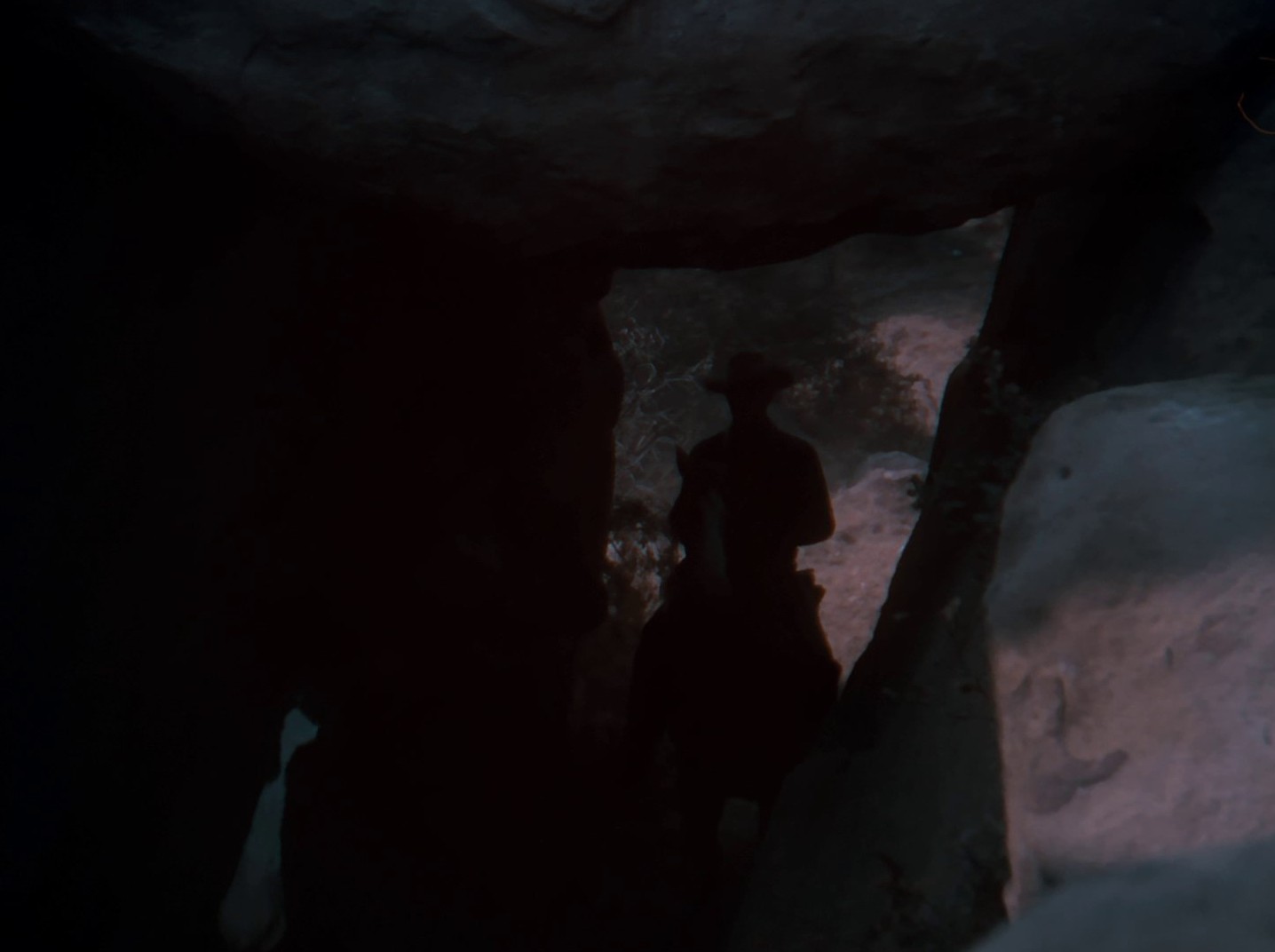 Coroner Creek (1948) —  shot,  lighting