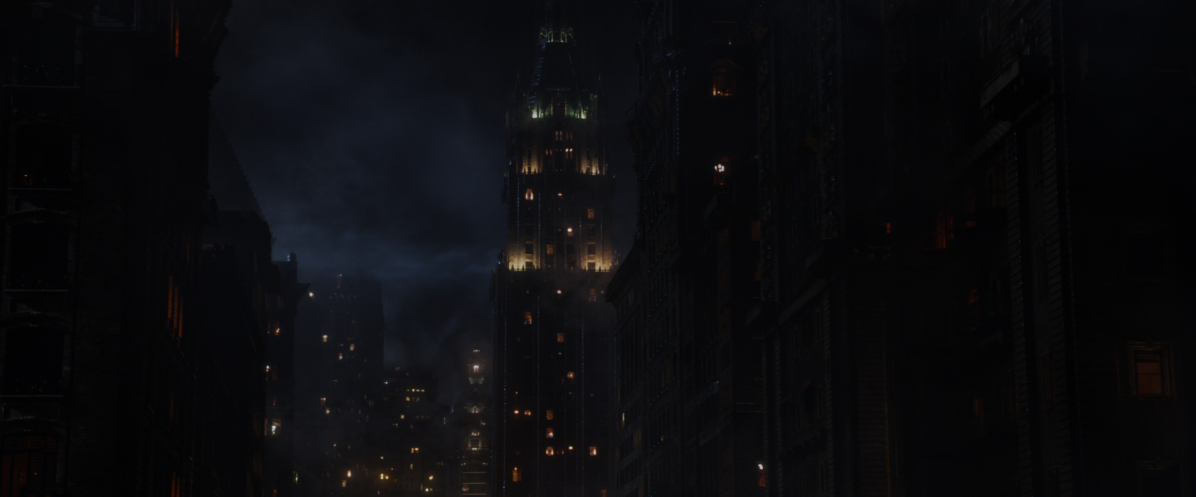 Fantastic Beasts: The Crimes of Grindelwald (2018) —  shot,  lighting