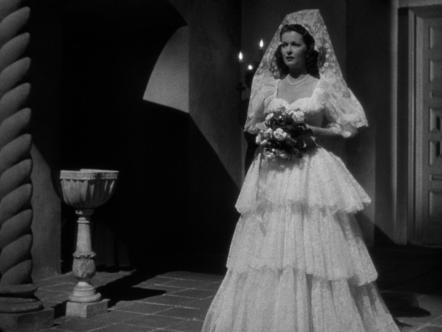 Secret Beyond the Door... (1947) —  shot,  lighting