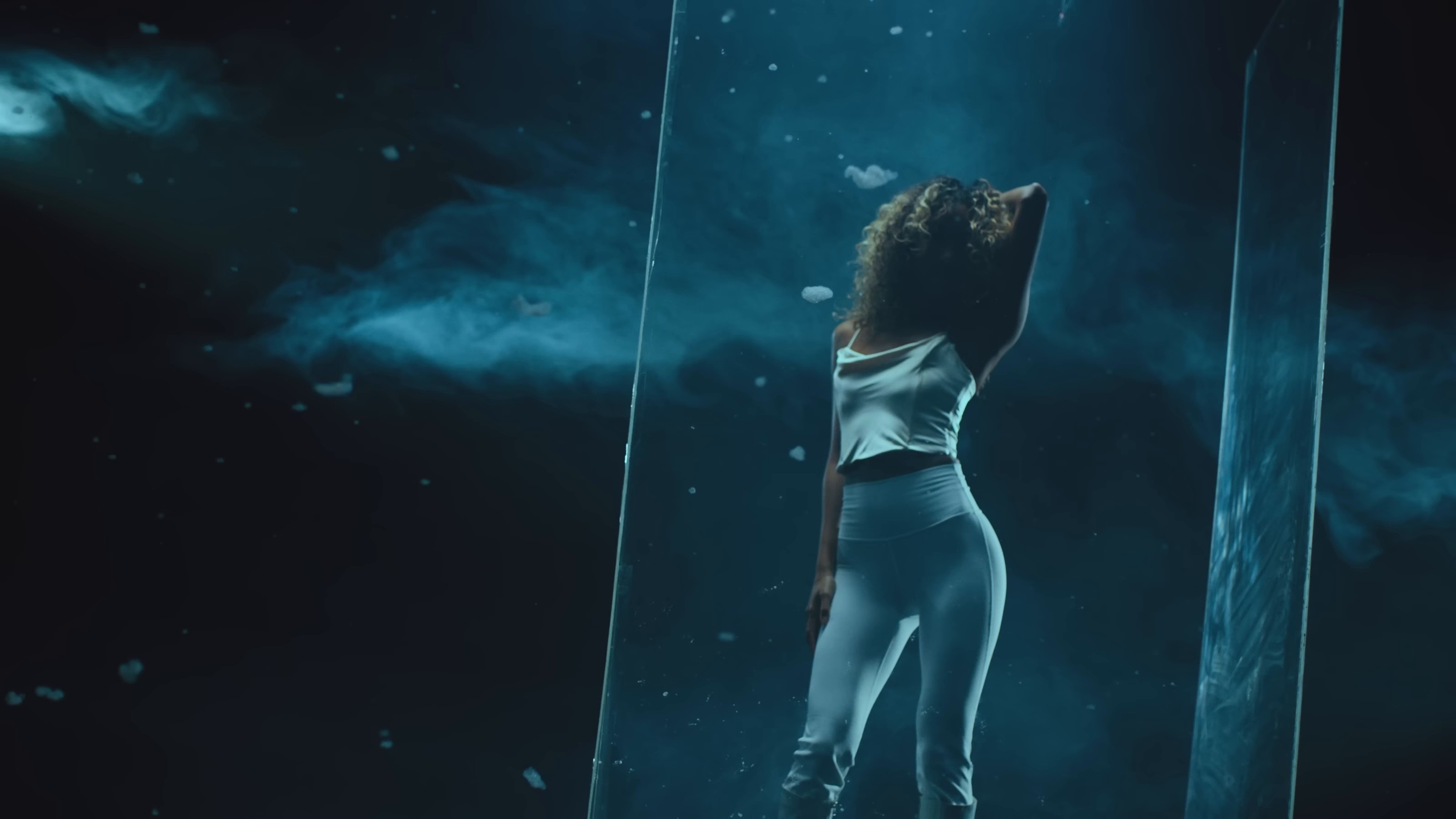 Solo (2024) —  shot,  lighting