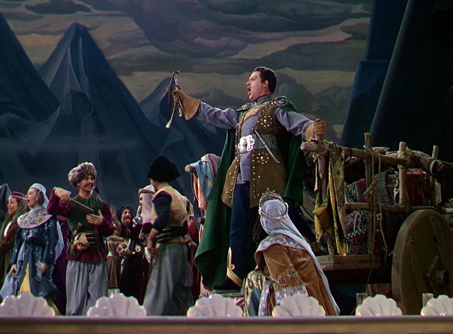 Phantom of the Opera (1943) —  shot,  lighting