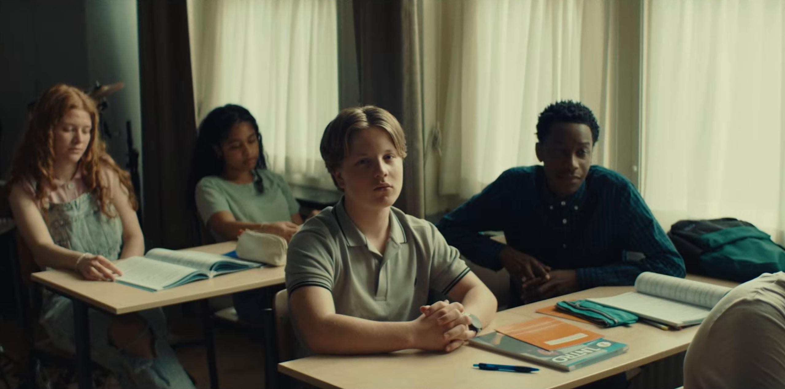 Straf (2026) —  shot,  lighting