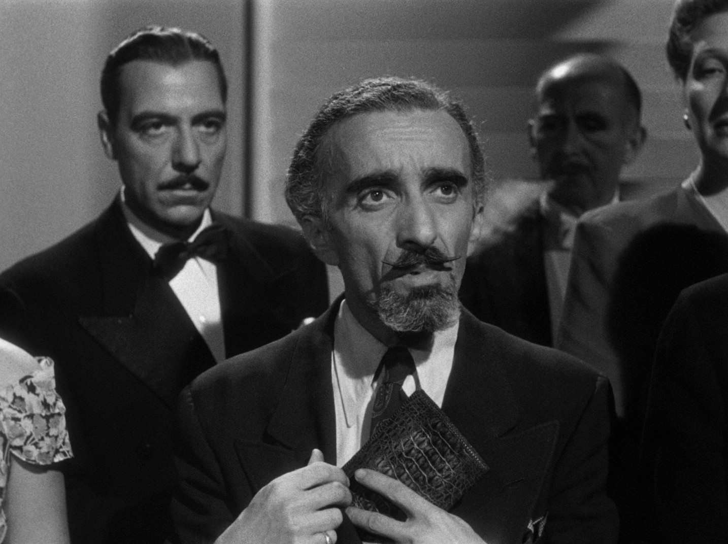 Gilda (1946) —  shot,  lighting