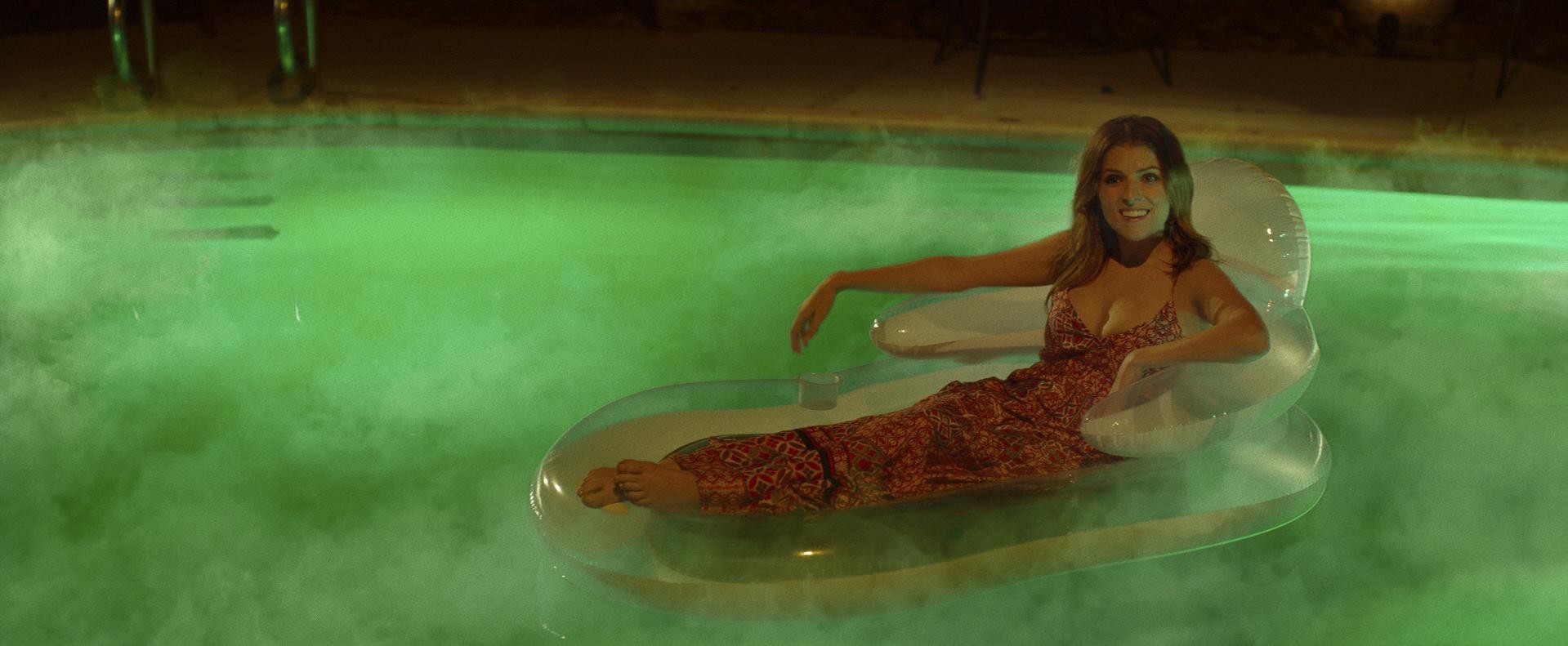 Cake (2014) —  shot,  lighting