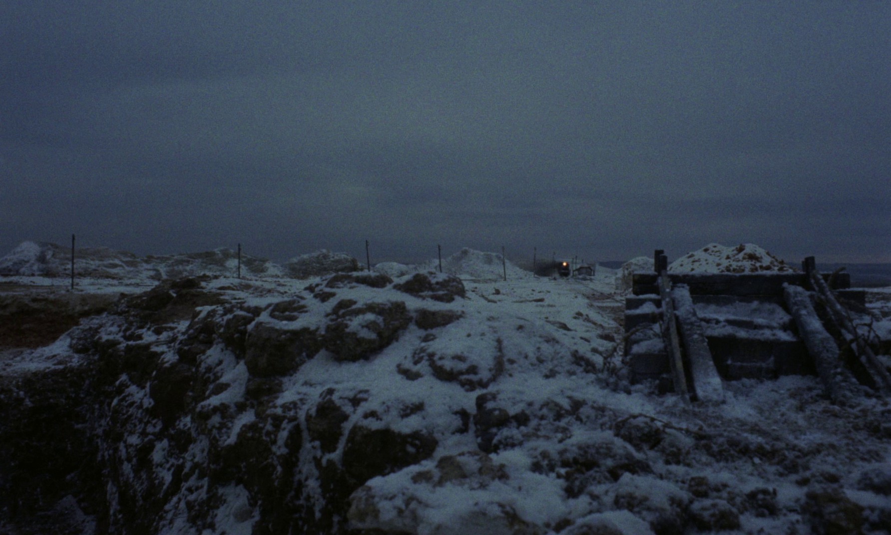 Horror Express (1972) —  shot,  lighting