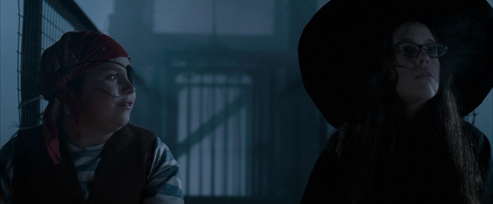 Trick 'r Treat (2007) —  shot,  lighting