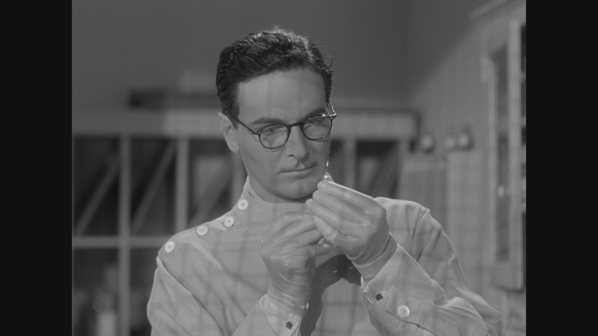 The Invisible Man Returns (1940) —  shot,  lighting