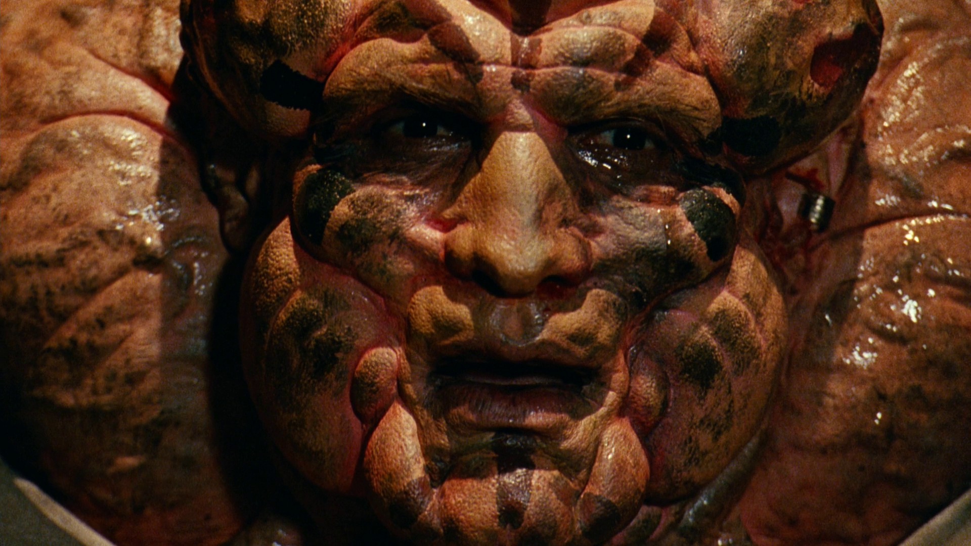 Double Dragon (1994) —  shot,  lighting