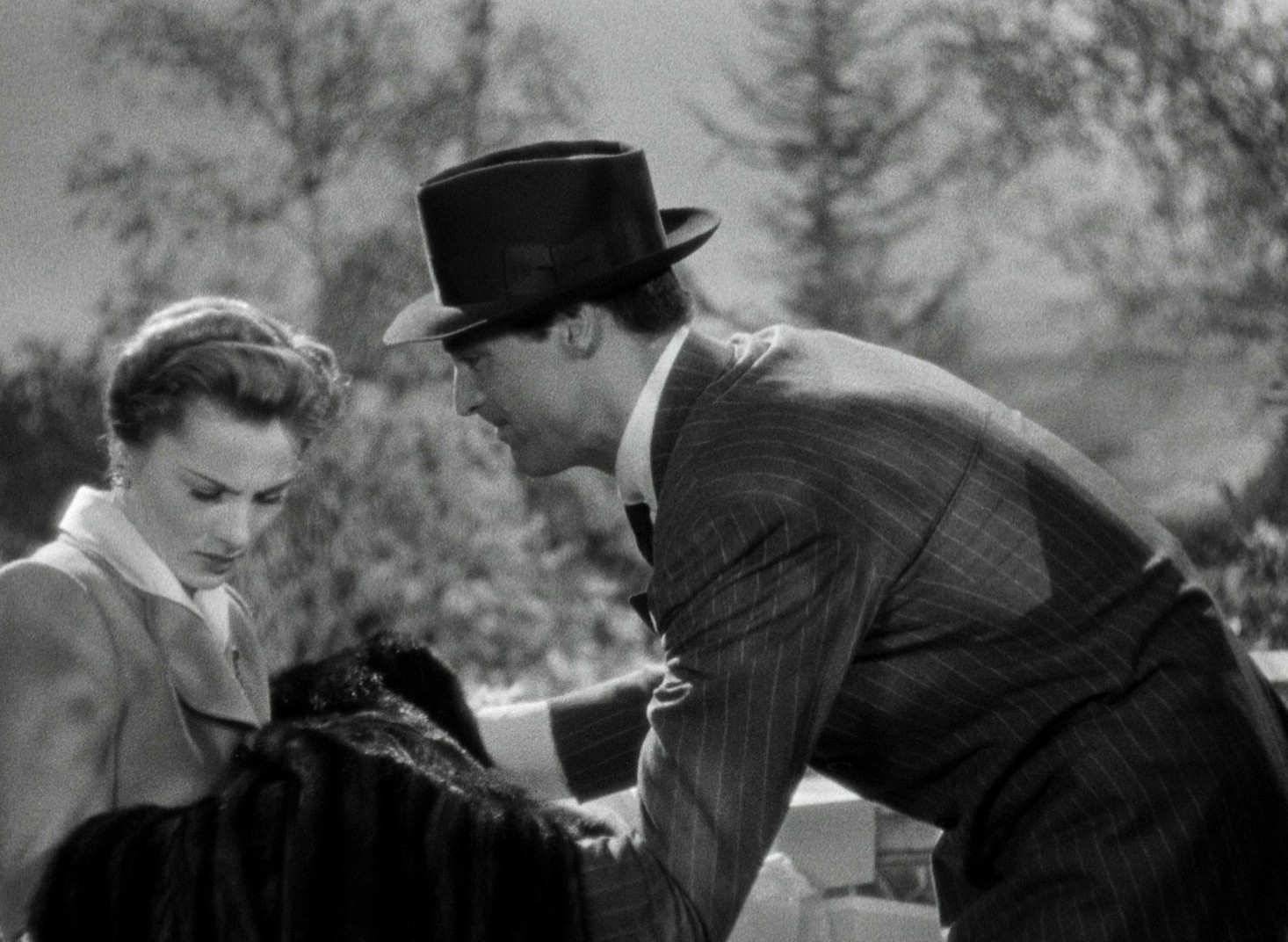 Suspicion (1941) —  shot,  lighting