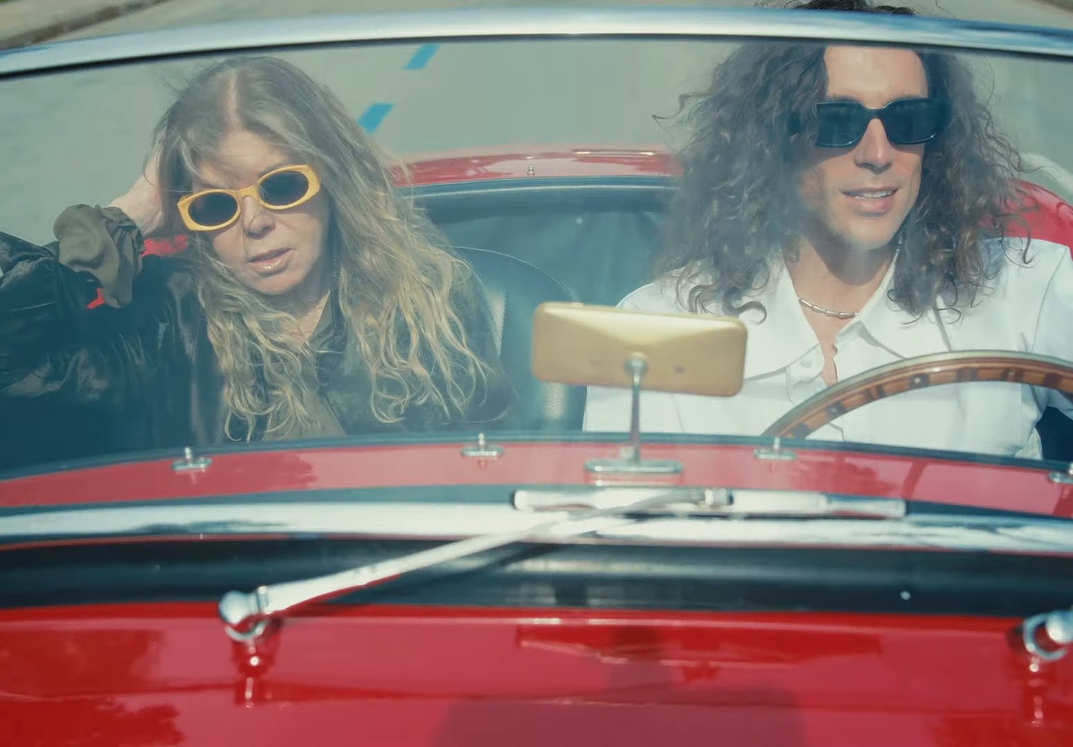 Como Un Cristal (2025) —  shot,  lighting