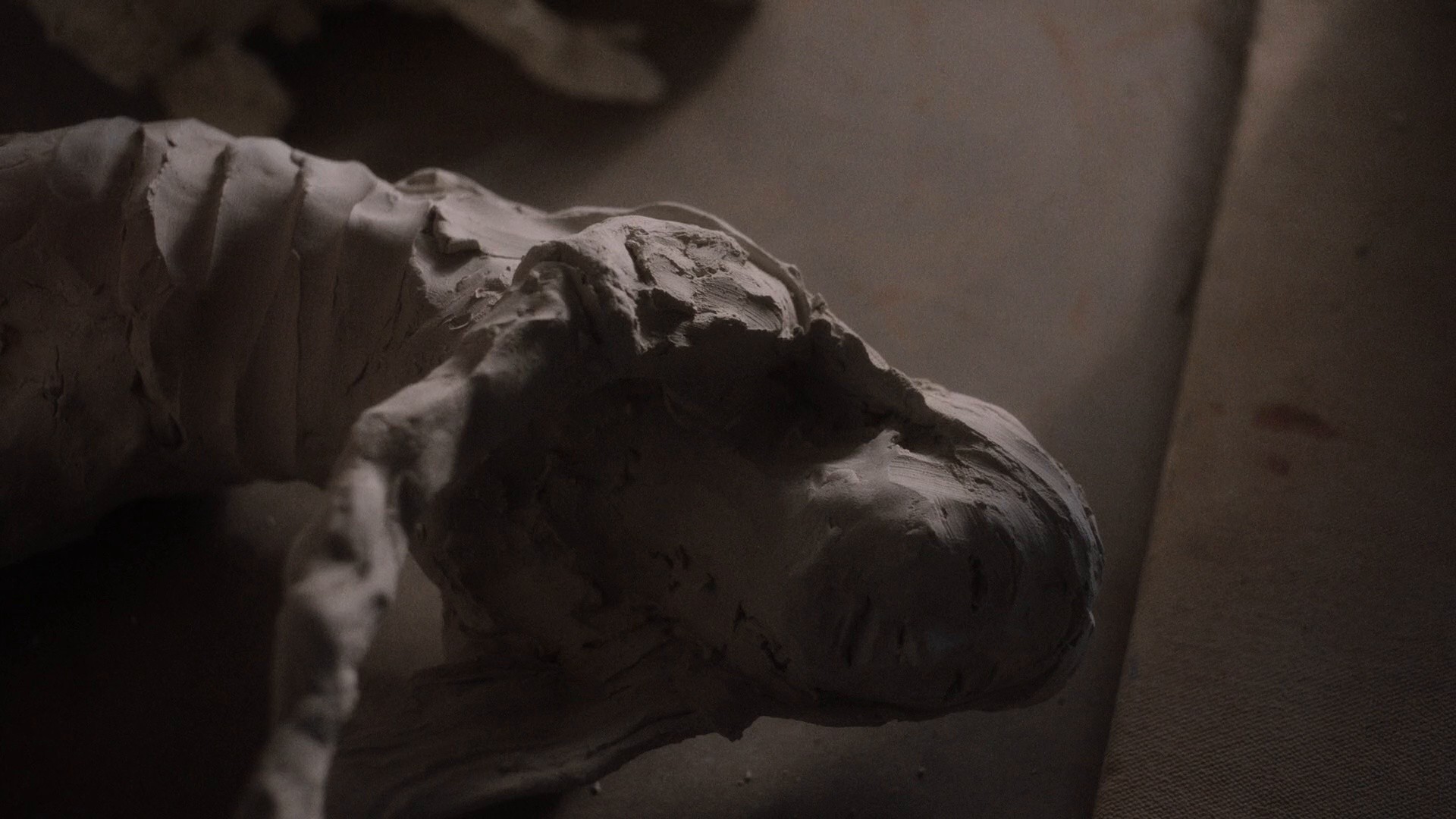 Showing Up (2023) —  shot,  lighting