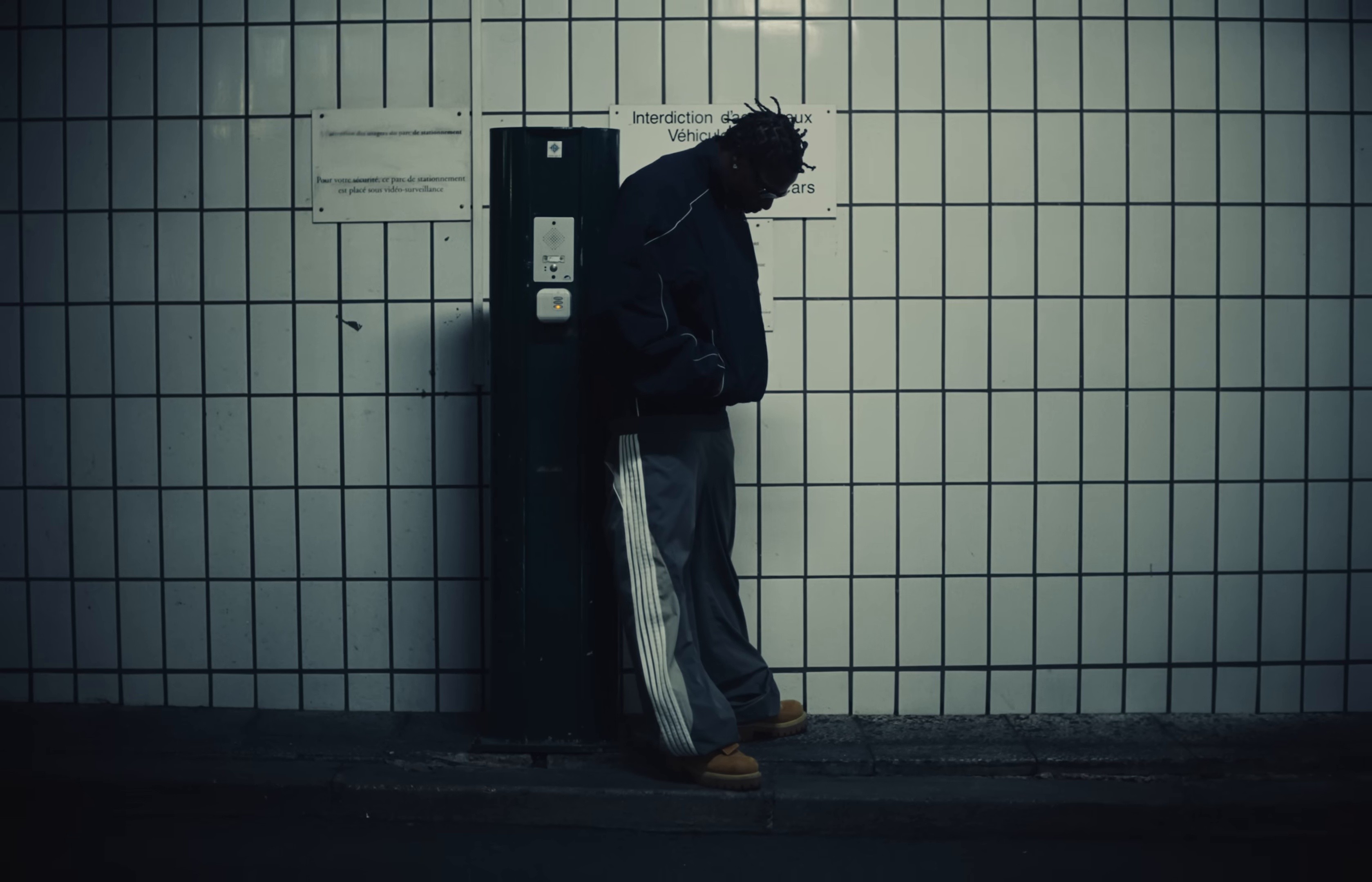 Uhh Yeahh (2024) —  shot,  lighting