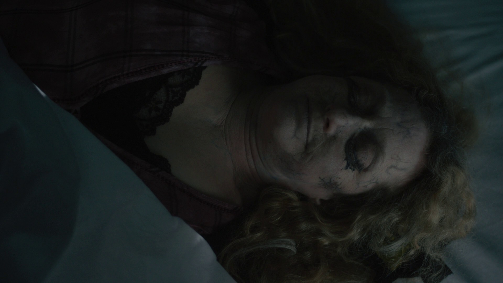 The Dead Don't Die (2019) —  shot,  lighting