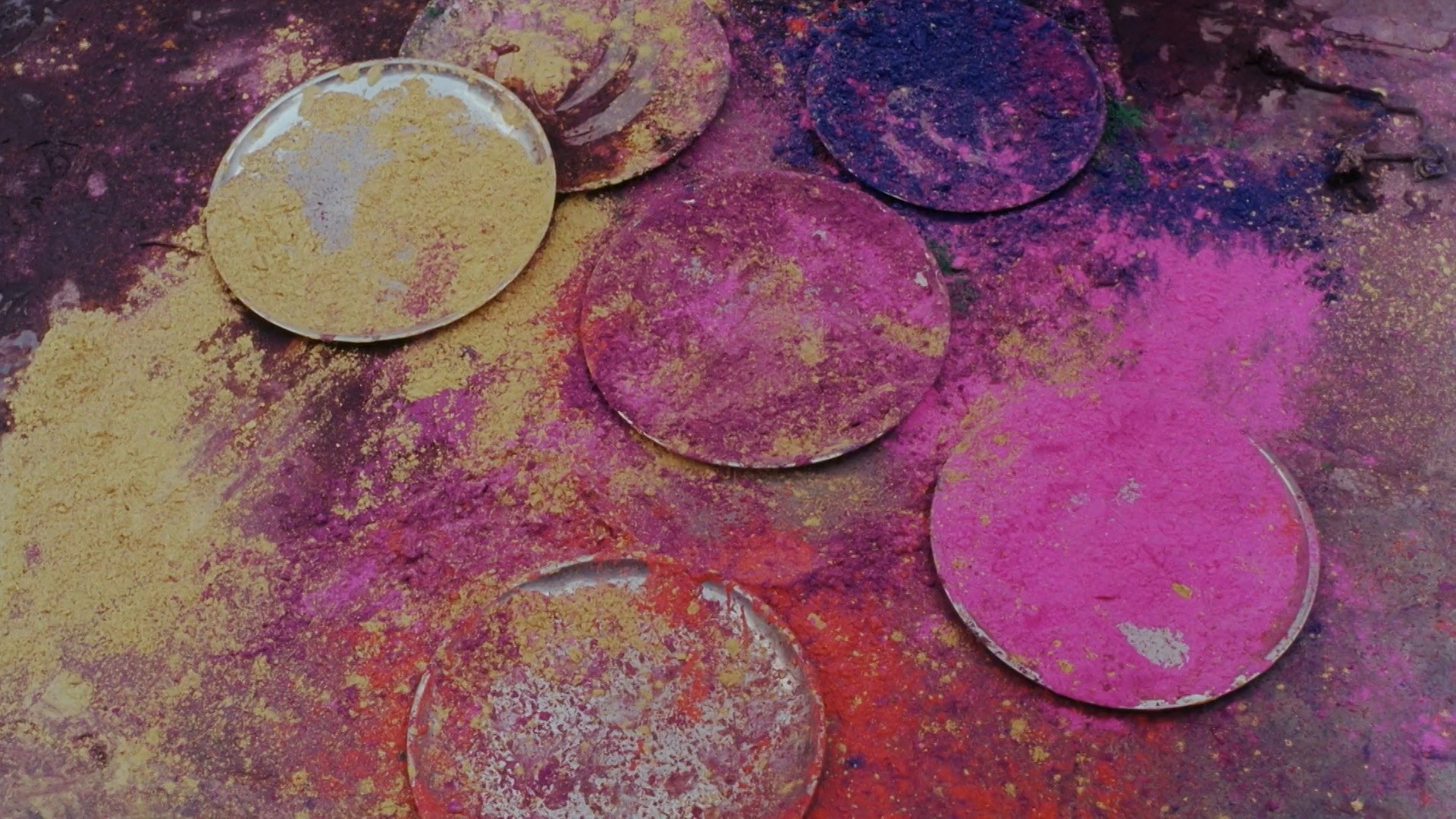 Hyderabad Blues (1998) —  shot,  lighting